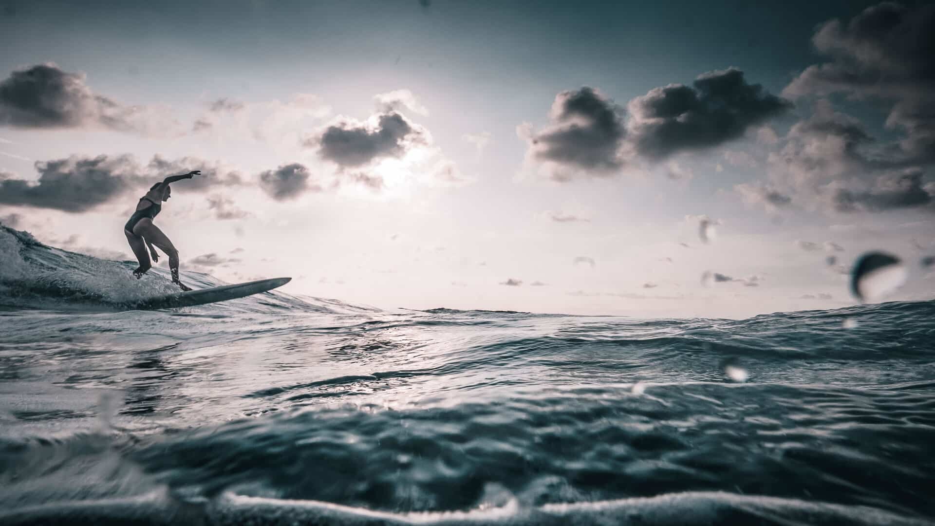 Girl Surfing, Surf Camp Costa Rica, 1920x1080 Full HD Desktop