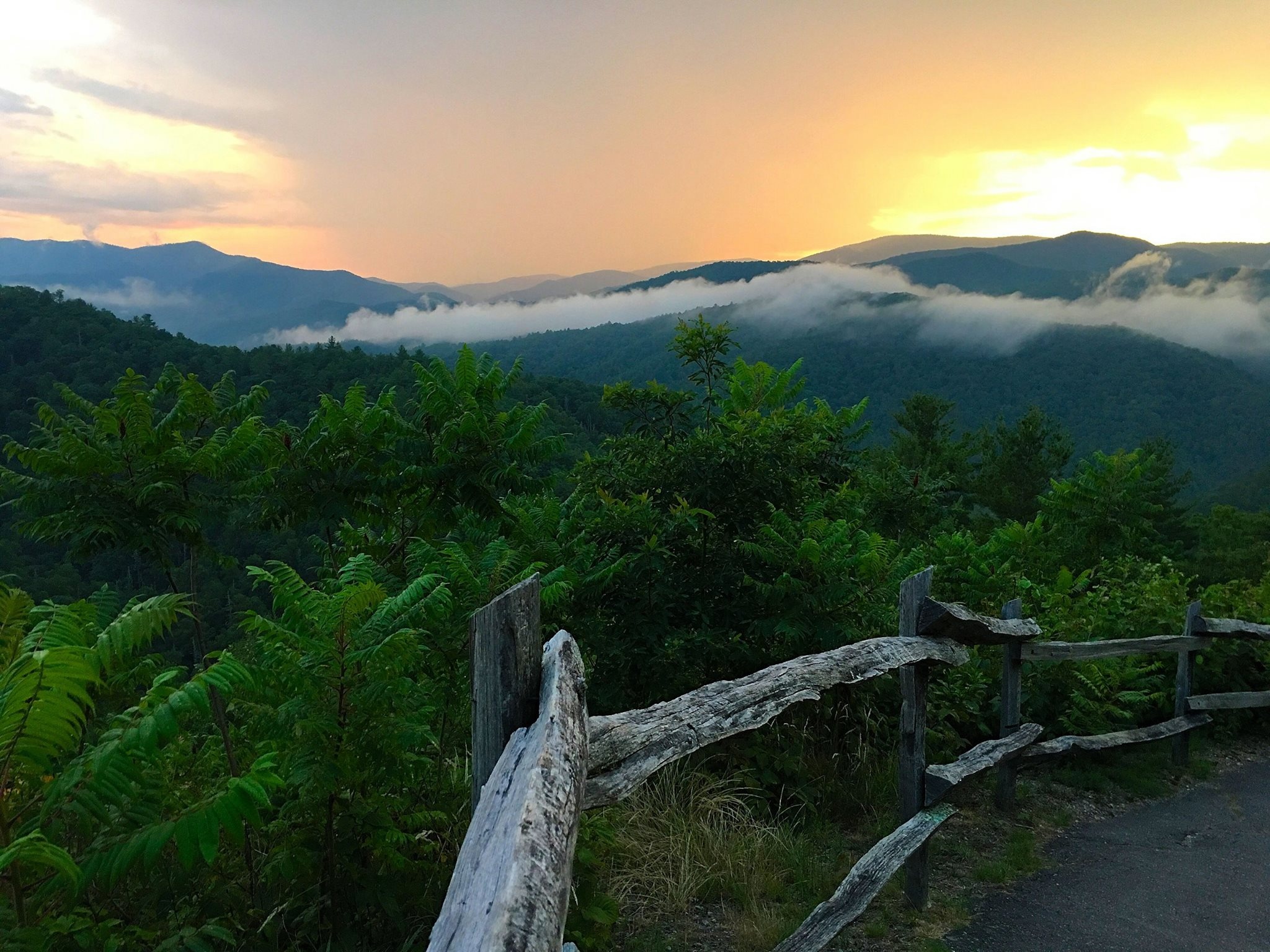 Cataloochee Valley, Great Smoky Mountains National Park Wallpaper, 2050x1540 HD Desktop