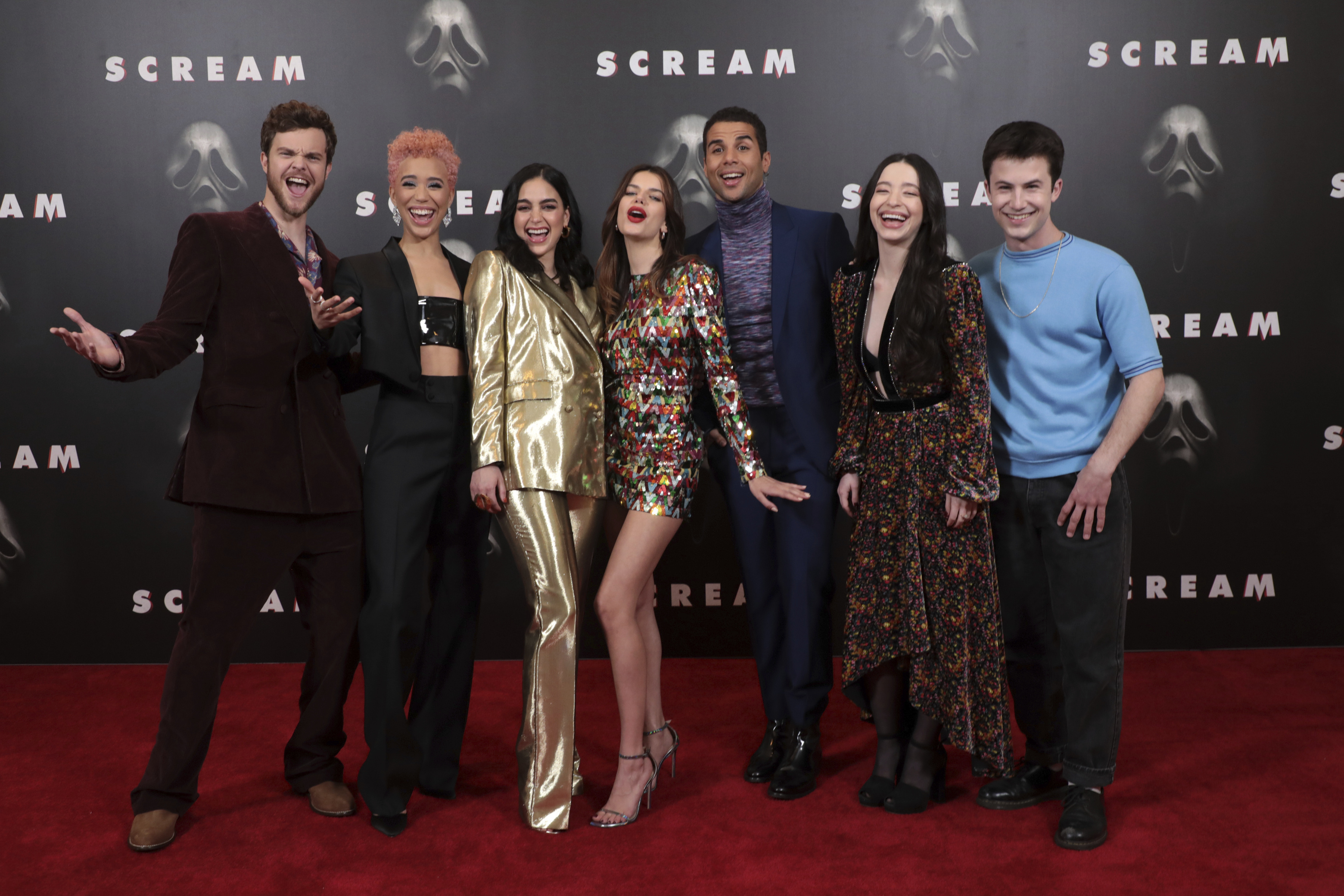 Red Carpet movies, Dylan Minnette, Underdress decision, Scream red carpet, 3120x2080 HD Desktop