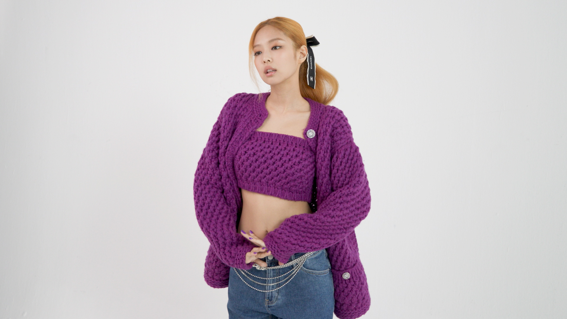 Jennie Kim, purple knit cardigan set, black Chanel hair ribbon, Full HD Desktop wallpaper
