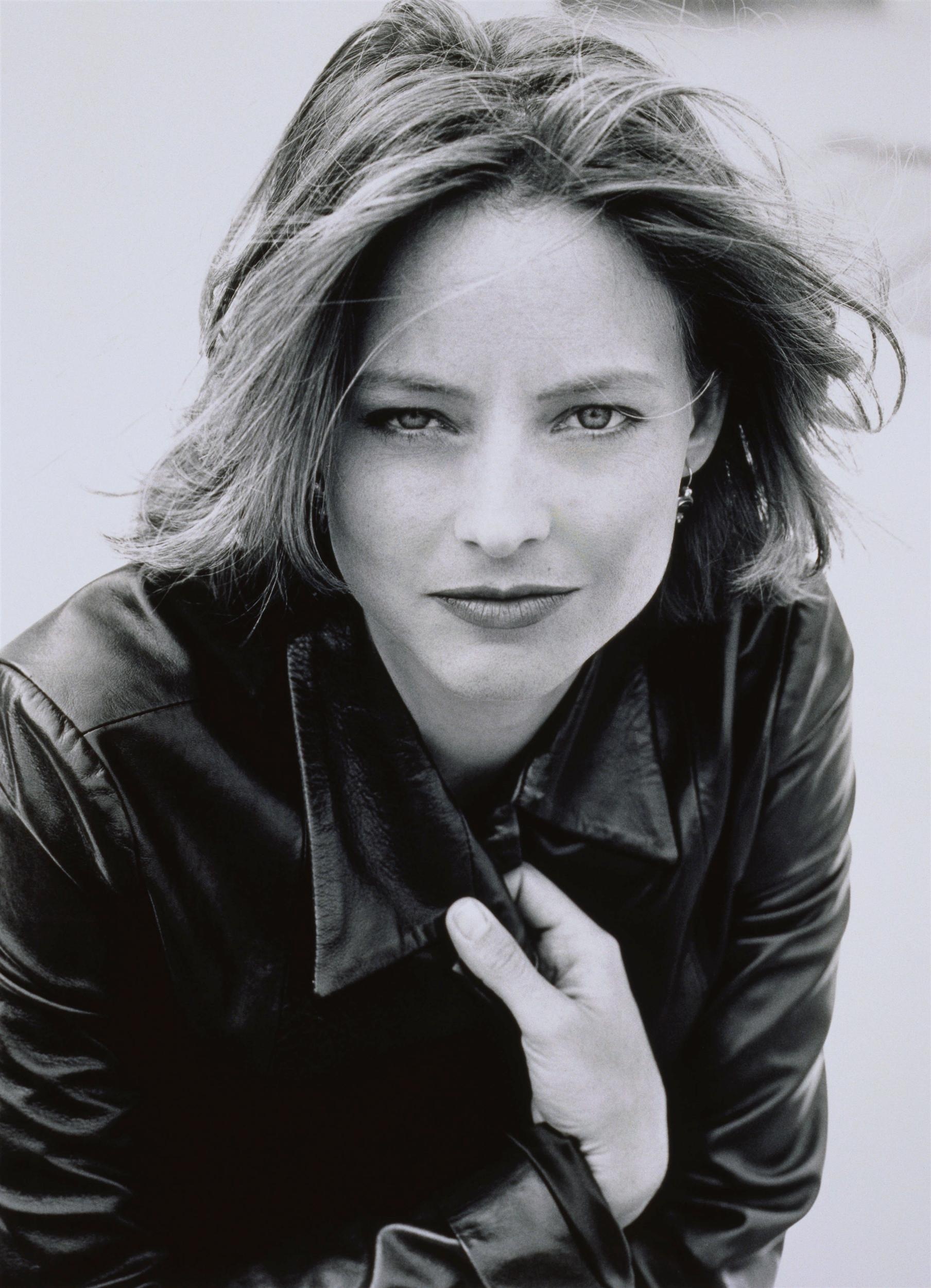 Jodie Foster, Captivating Portraits, Fanpop Gallery, Glamour Shot, 1810x2500 HD Phone