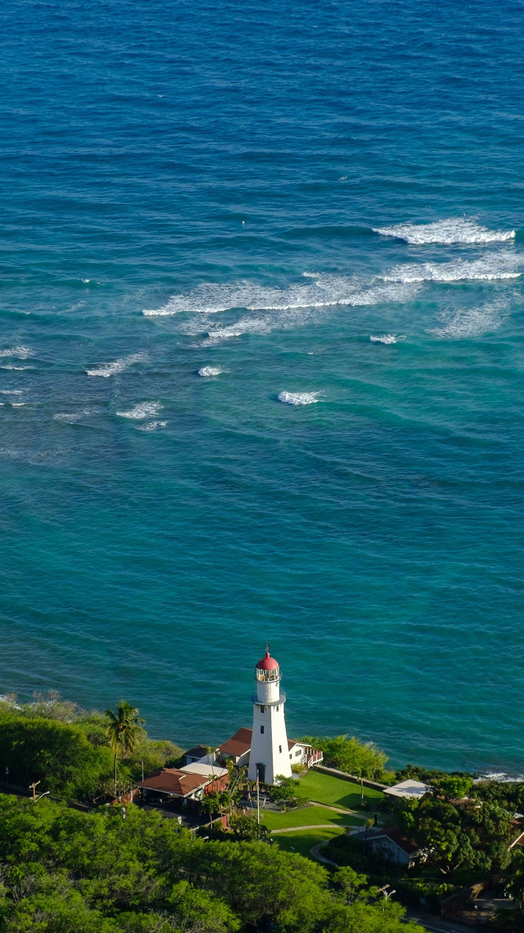 Diamond Head Lighthouse, Coastal beauty, Iconic landmark, Oahu island, 1080x1920 Full HD Phone