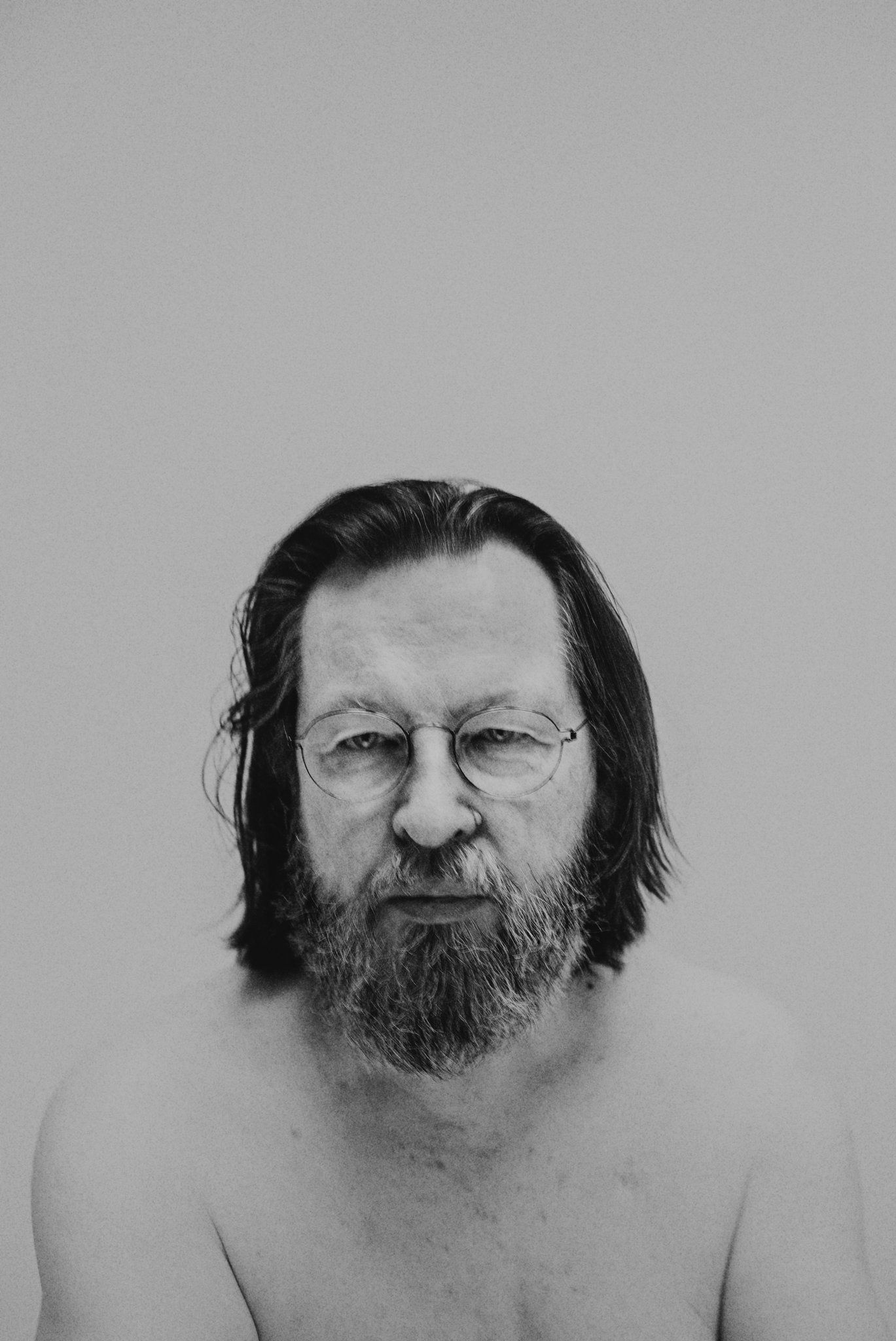 Lars von Trier, Cinematic inspiration, Creative concepts, Directorial vision, 1370x2050 HD Phone