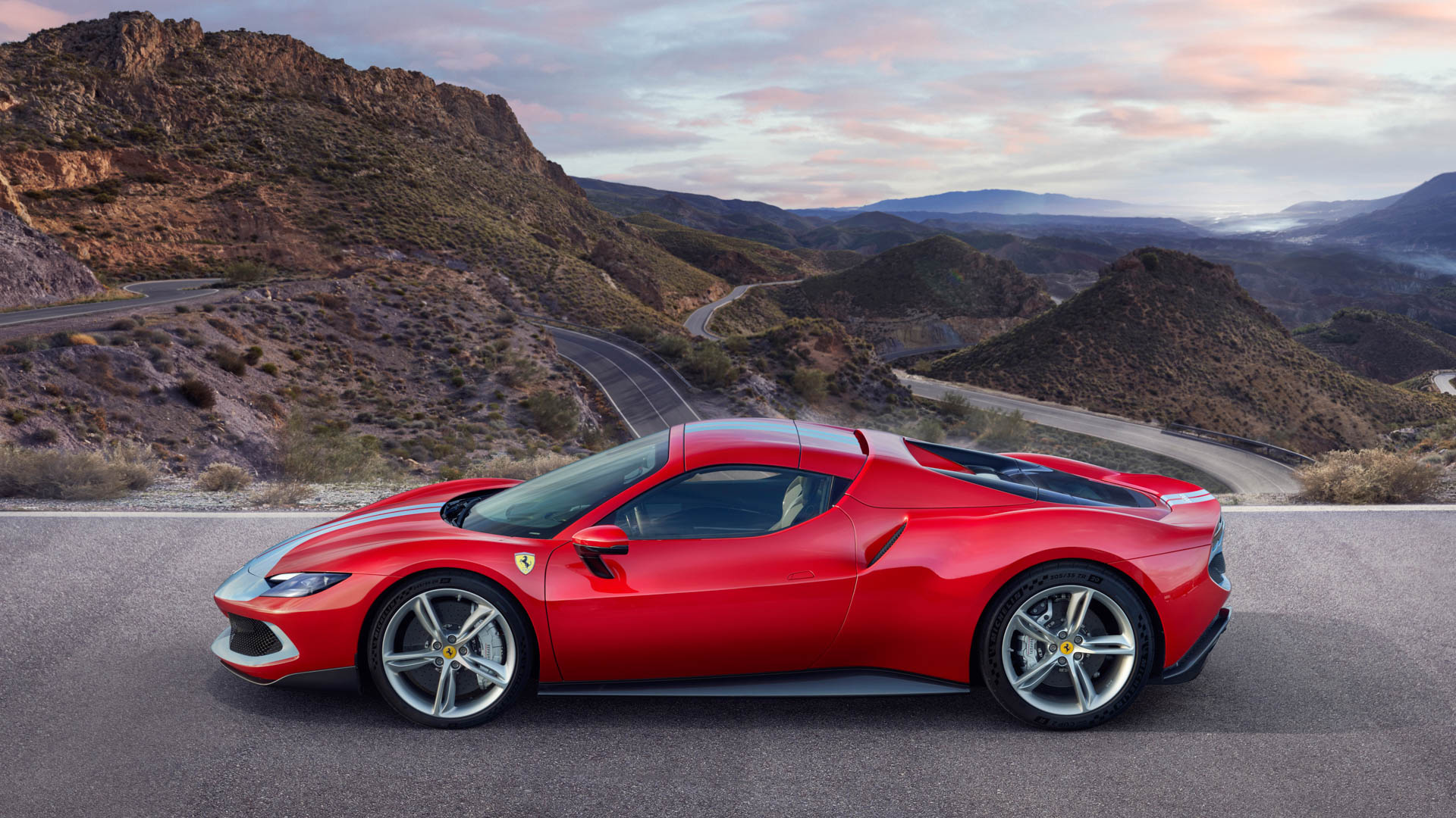 Ferrari 296 GTB, Open air, 830 PS, Fanaticar Magazin, 1920x1080 Full HD Desktop