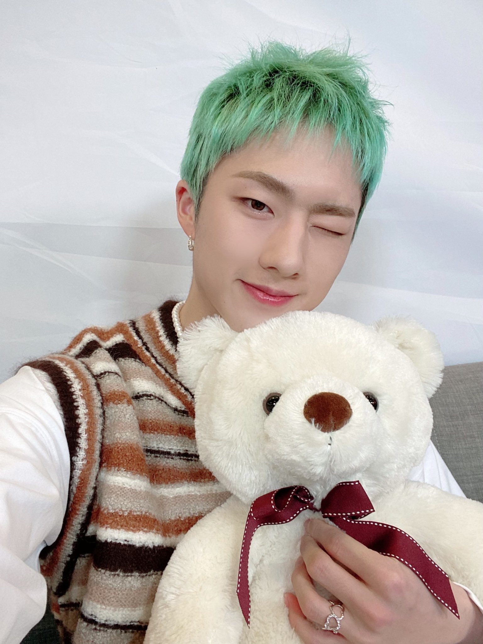 Jiung P1Harmony music, P1Harmony fan interview, 1540x2050 HD Phone