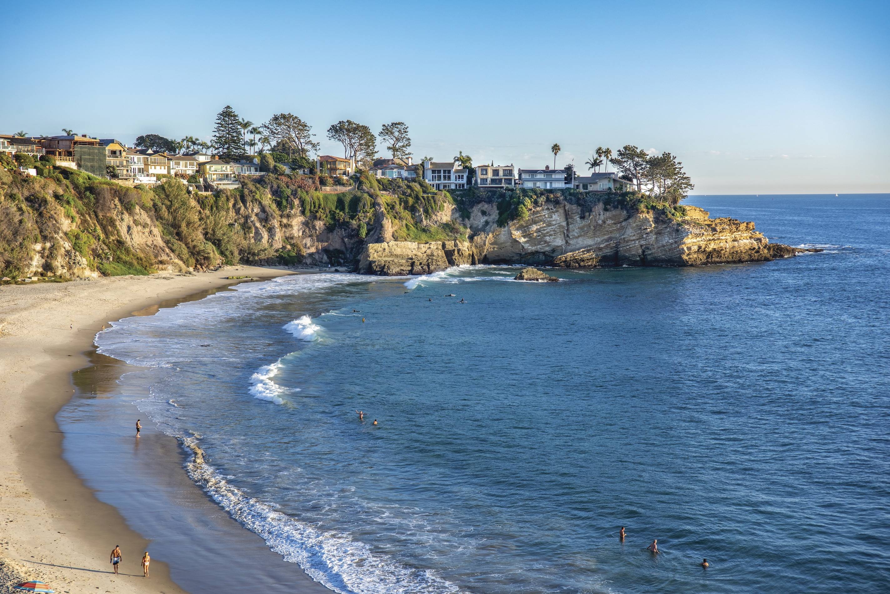 Laguna Beach, Bay area couples, Vacation home, Lively refresh, 2850x1900 HD Desktop