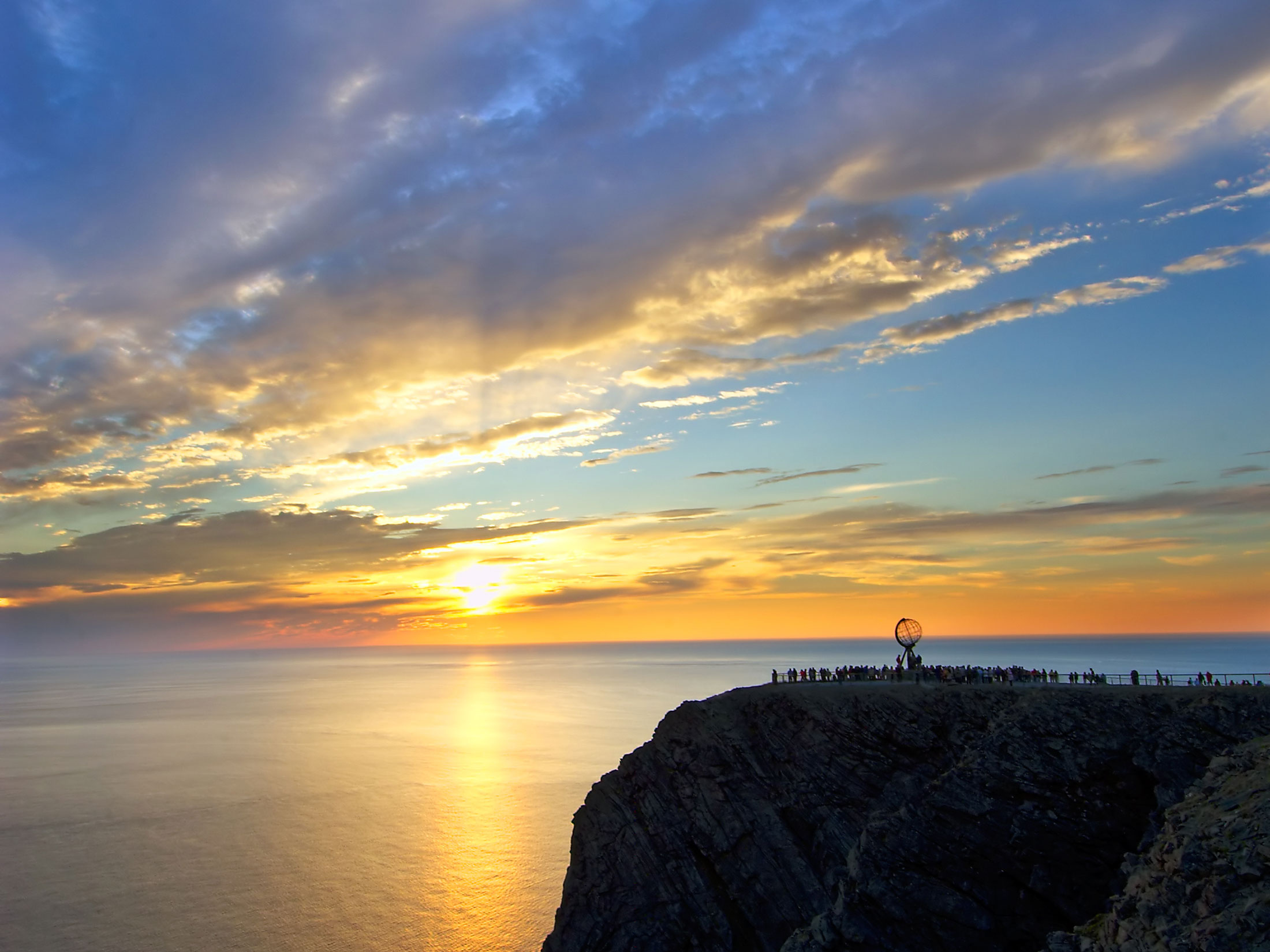 Norway's fjords and islands, Bloomberg travel must-visit, 2200x1650 HD Desktop