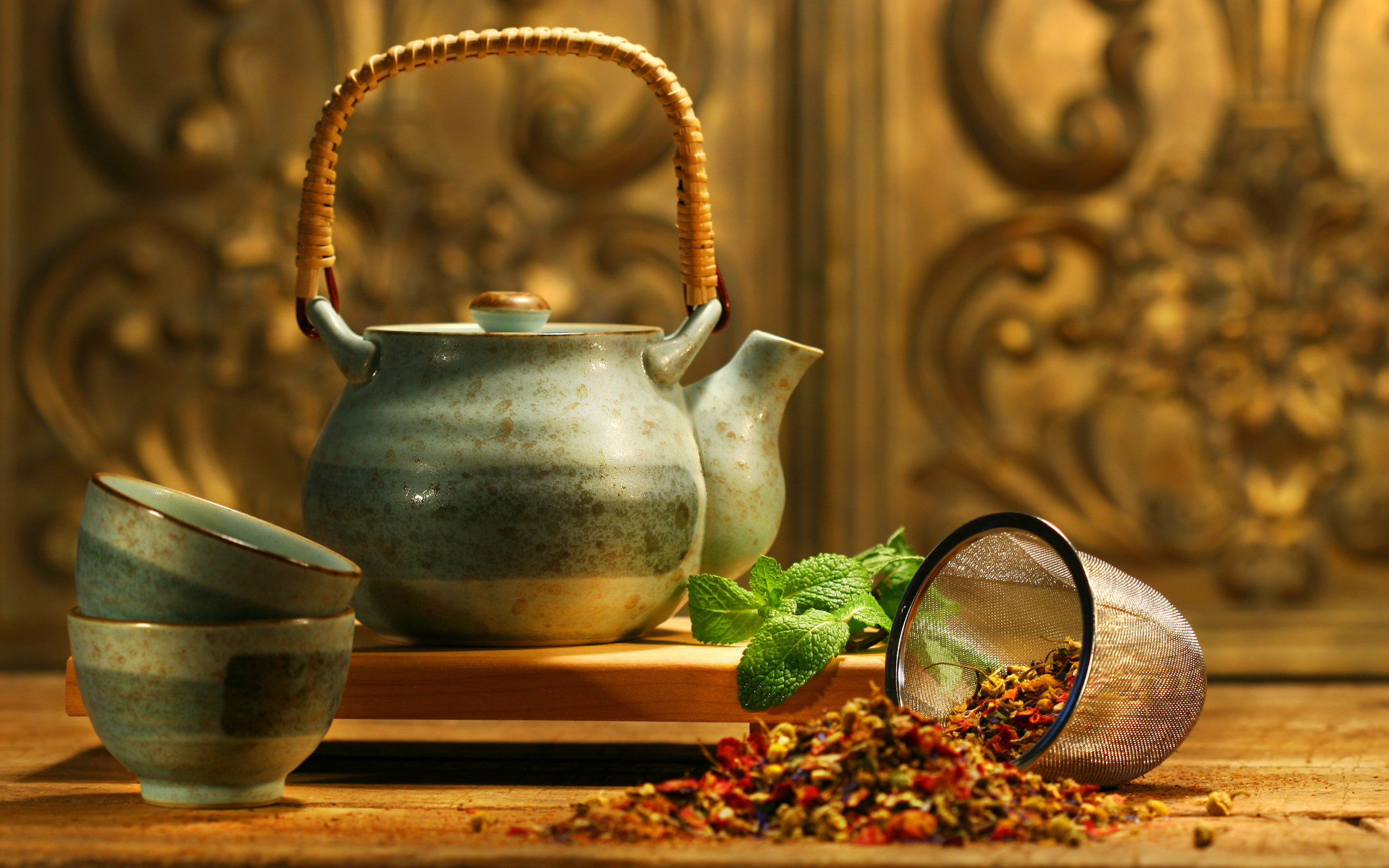 Tea kettle wallpaper download, Mint tea infusion, Tea ceremony, Refreshing beverage, 2560x1600 HD Desktop