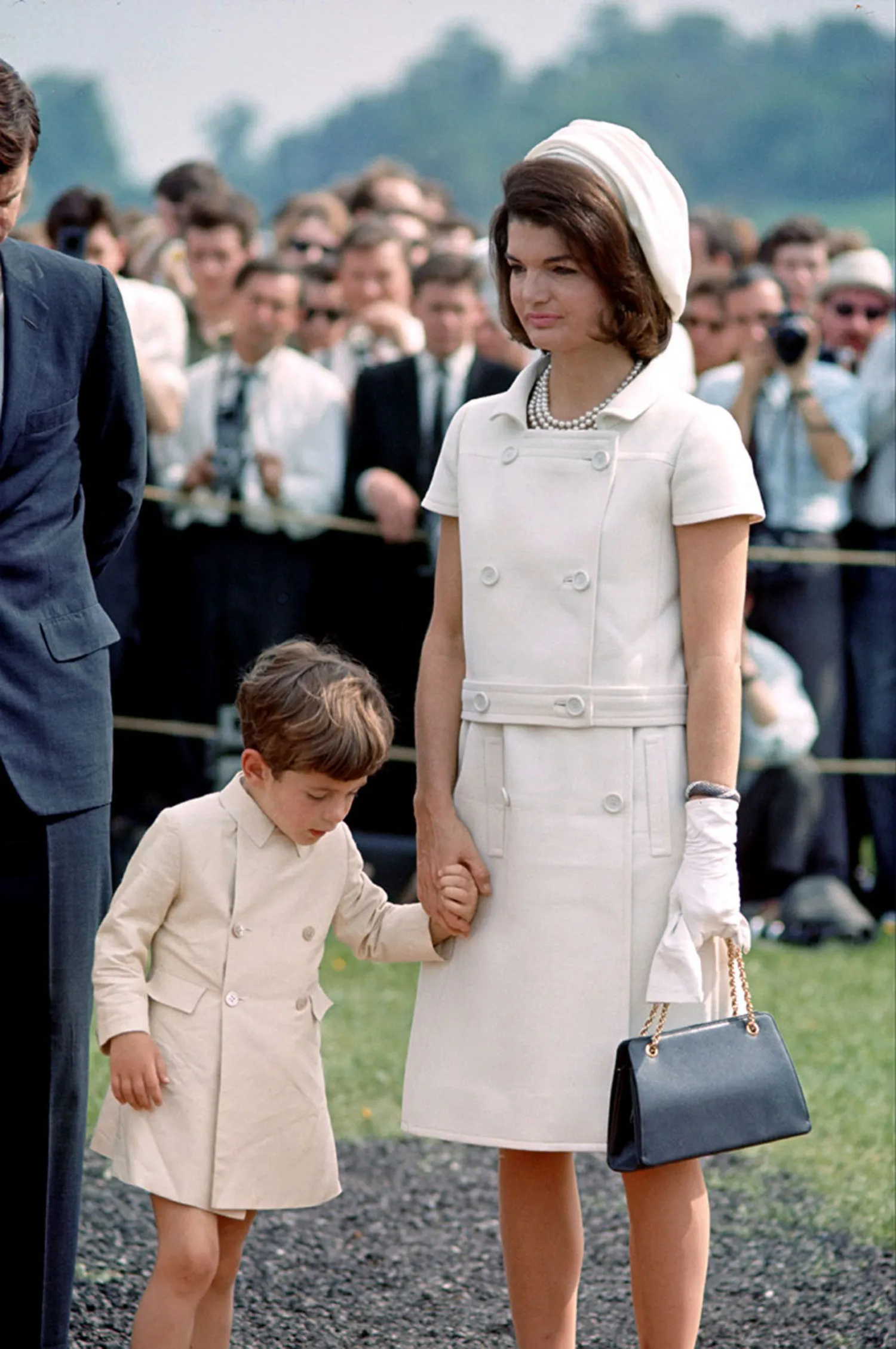 Princess Tessy of Luxembourg, Inspired by Jackie Kennedy, 1500x2260 HD Phone