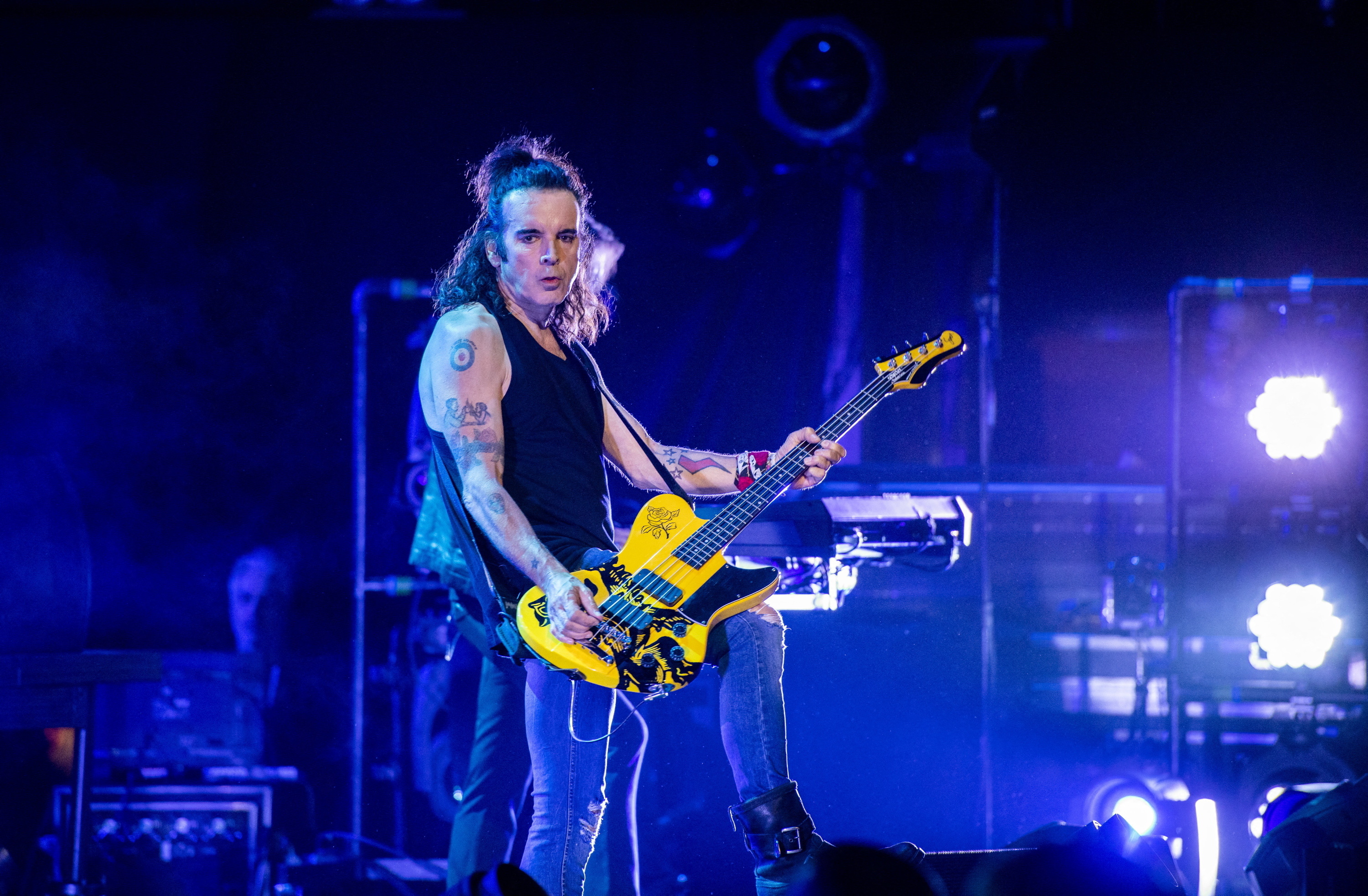 Simon Gallup, Cure bassist, band quits, Betrayal, 3000x1970 HD Desktop