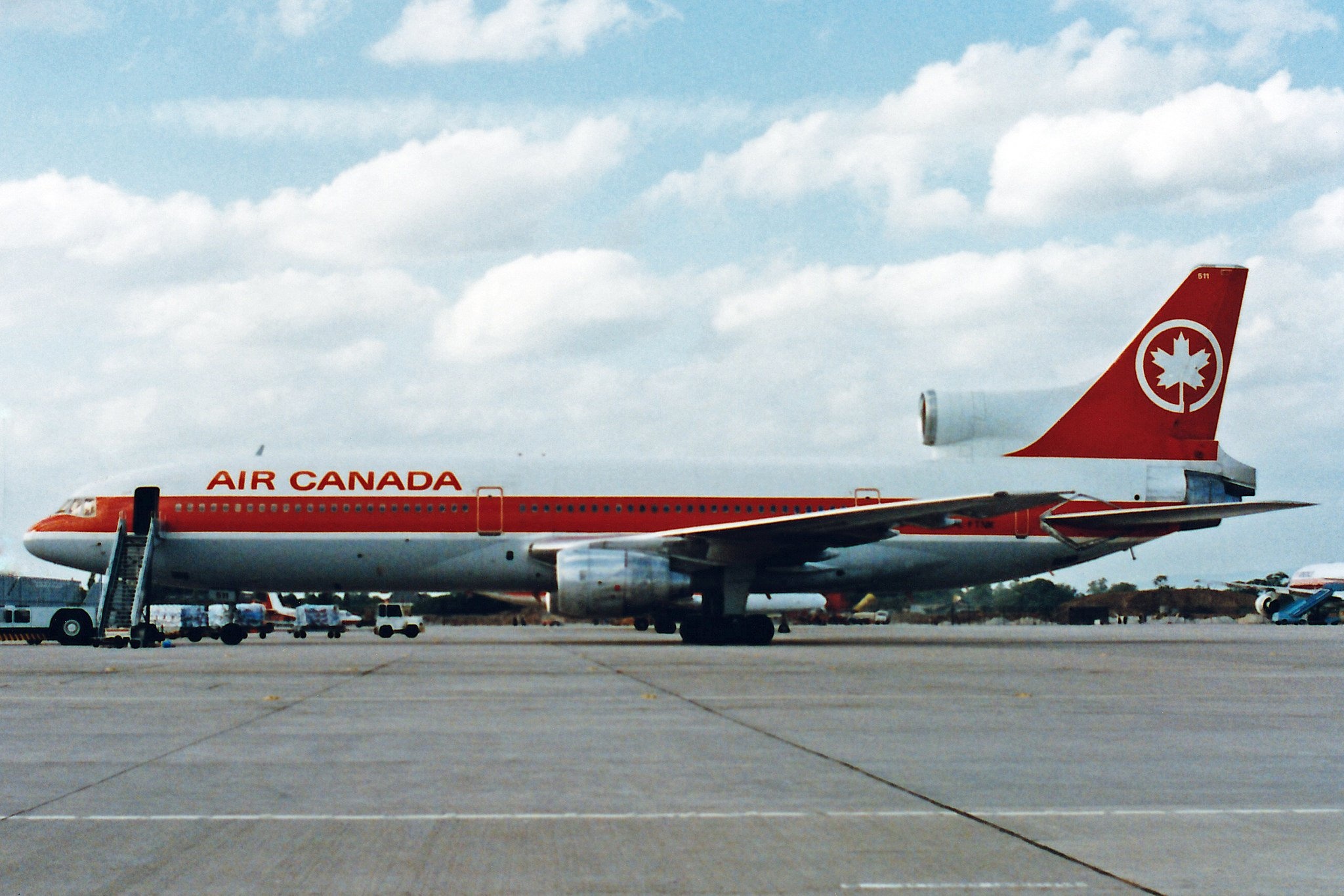 Lockheed L-1011 Tristar, Airliner plane, 2050x1370 HD Desktop