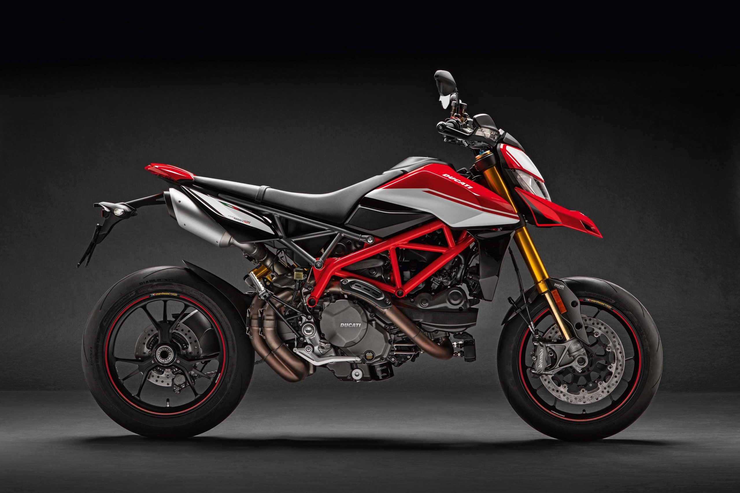 Ducati Hypermotard 950, More power, Less weight, 2560x1710 HD Desktop