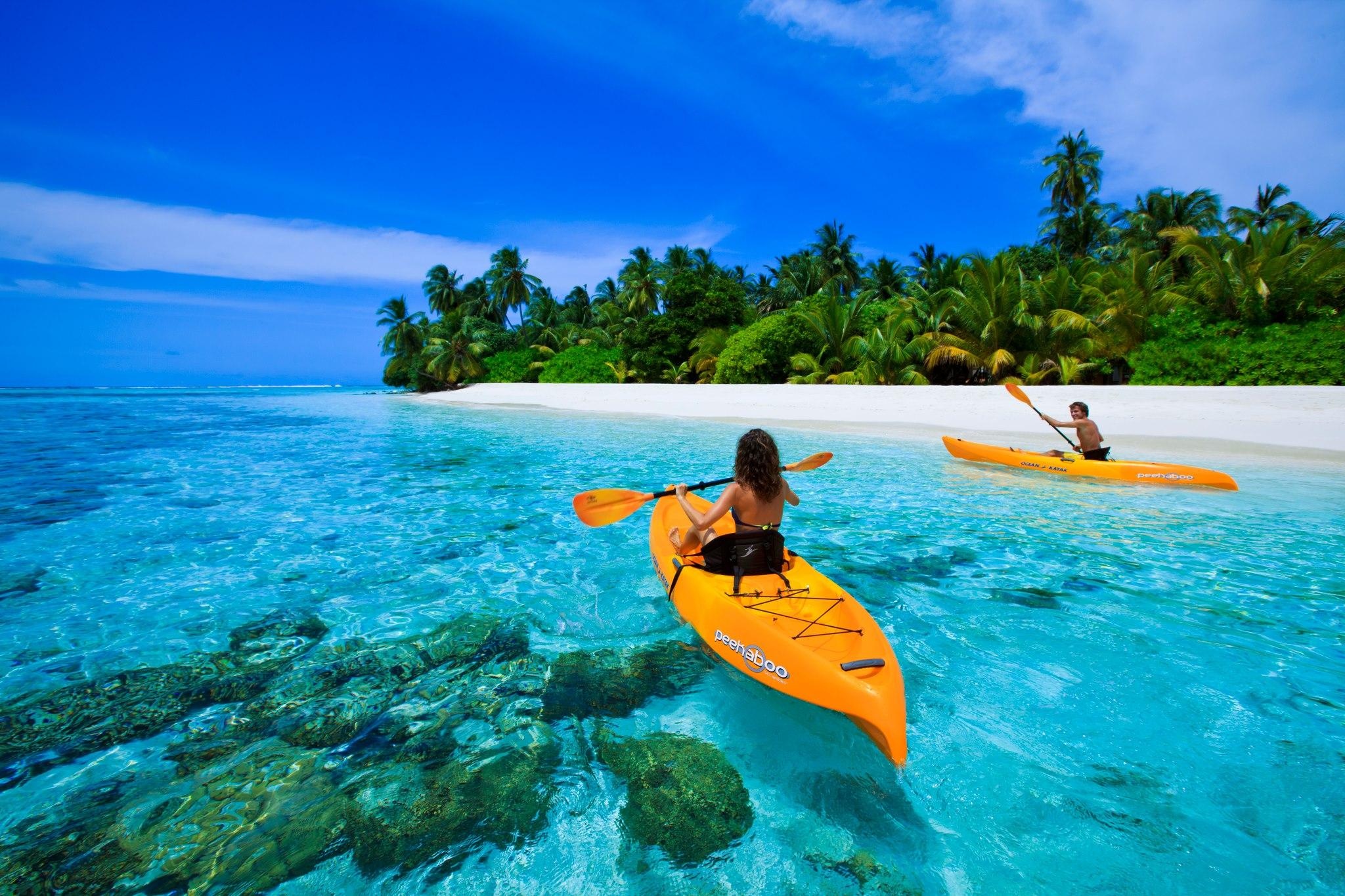 3840x2160 resolution, Canoe, Blue lagoon, Maldives beach, 2050x1370 HD Desktop