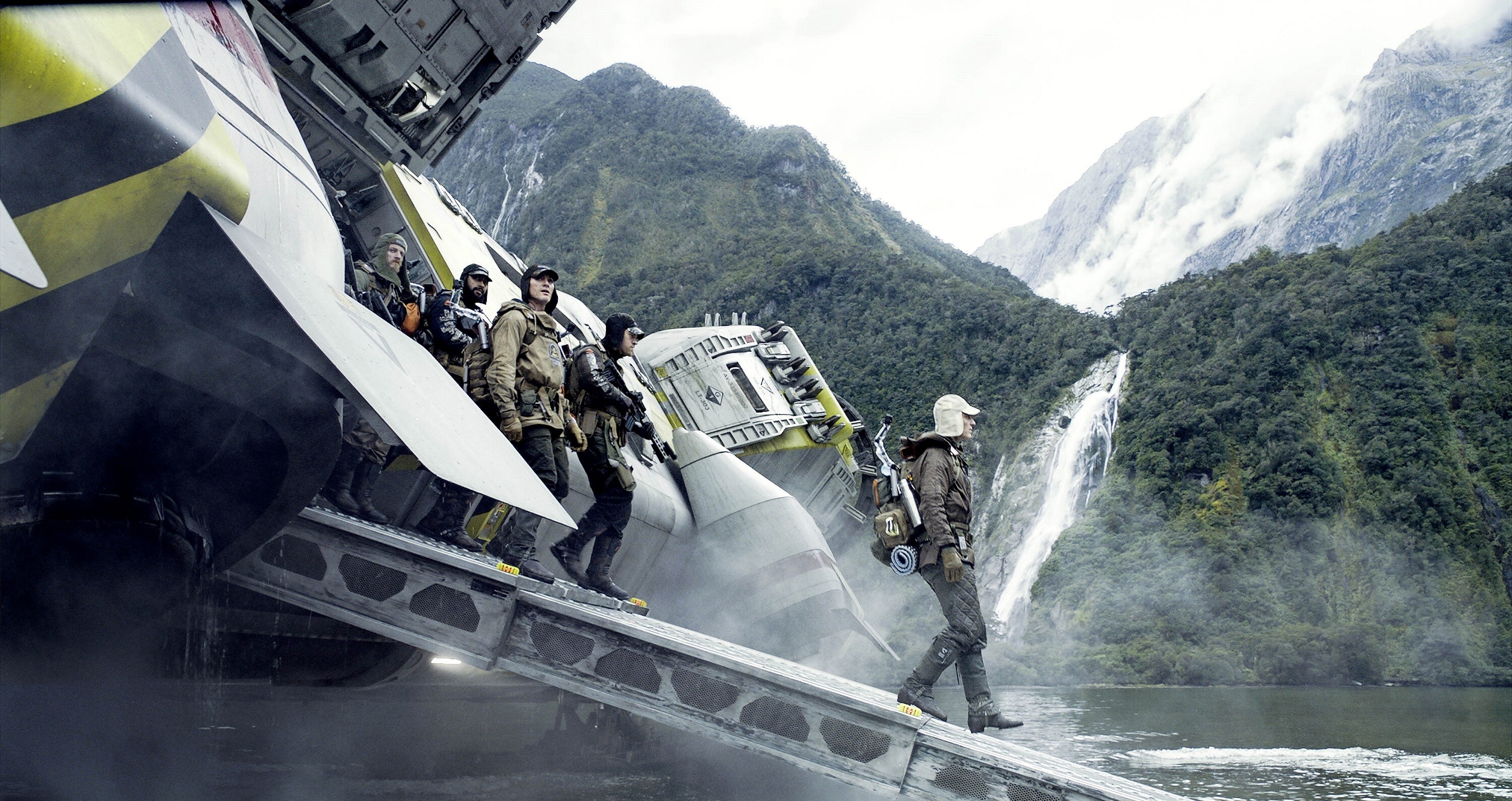 Alien Covenant movie, Wallpaper background, Mysterious atmosphere, Alien invasion, 3000x1590 HD Desktop