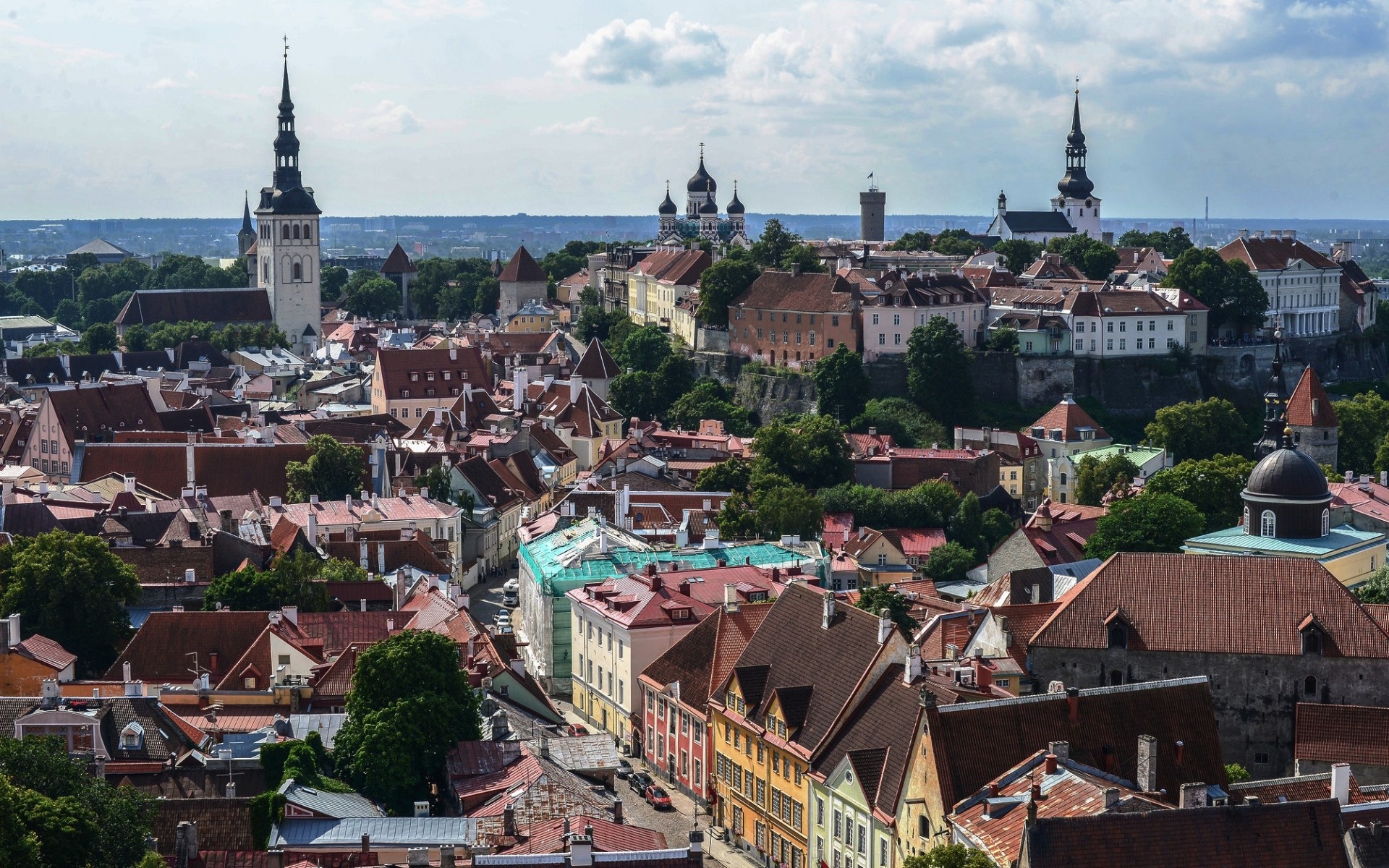Tallinn Estonia, Old city streets, Churches tourism, High-quality HD pictures, 1920x1200 HD Desktop