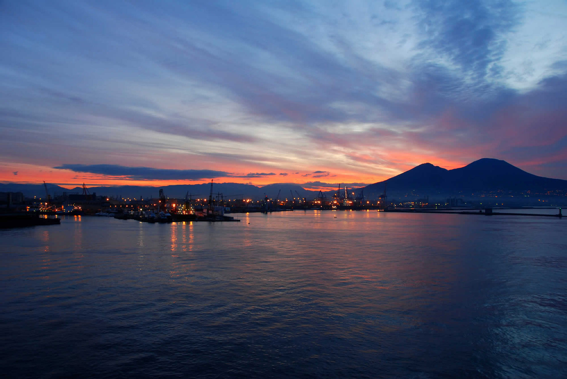 Pompeii, Vesuvius by boat, Travel to Positano, Ancient ruins, 1920x1290 HD Desktop