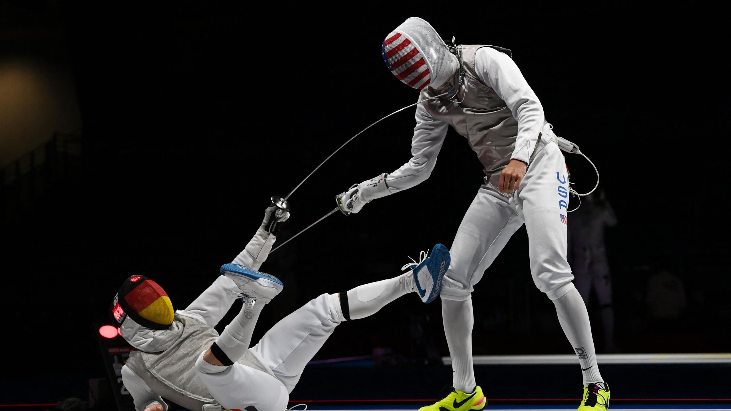 Leonie Ebert vs Jacqueline Dubrovich, Fencing Wallpaper, 2560x1440 HD Desktop