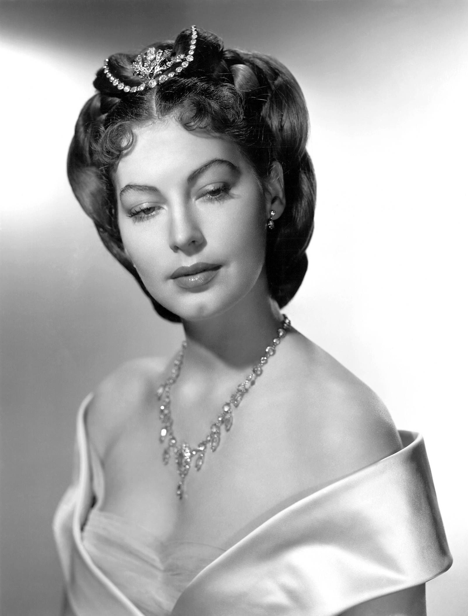 Glamorous Ava Gardner, Actress photo, Wallpaper, Old Hollywood, 1610x2120 HD Phone