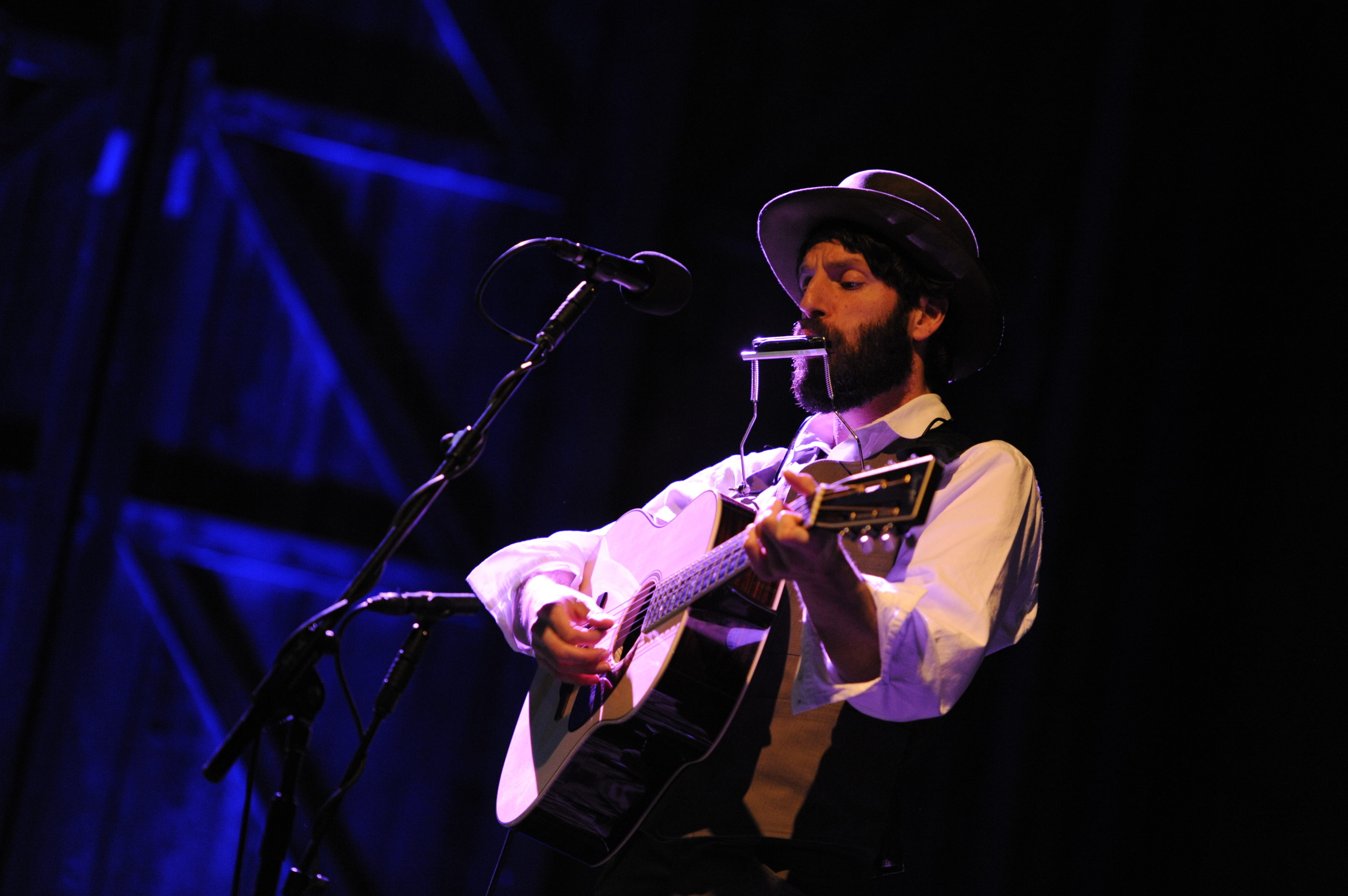 Ray LaMontagne, On The Ranch, 3200x2130 HD Desktop