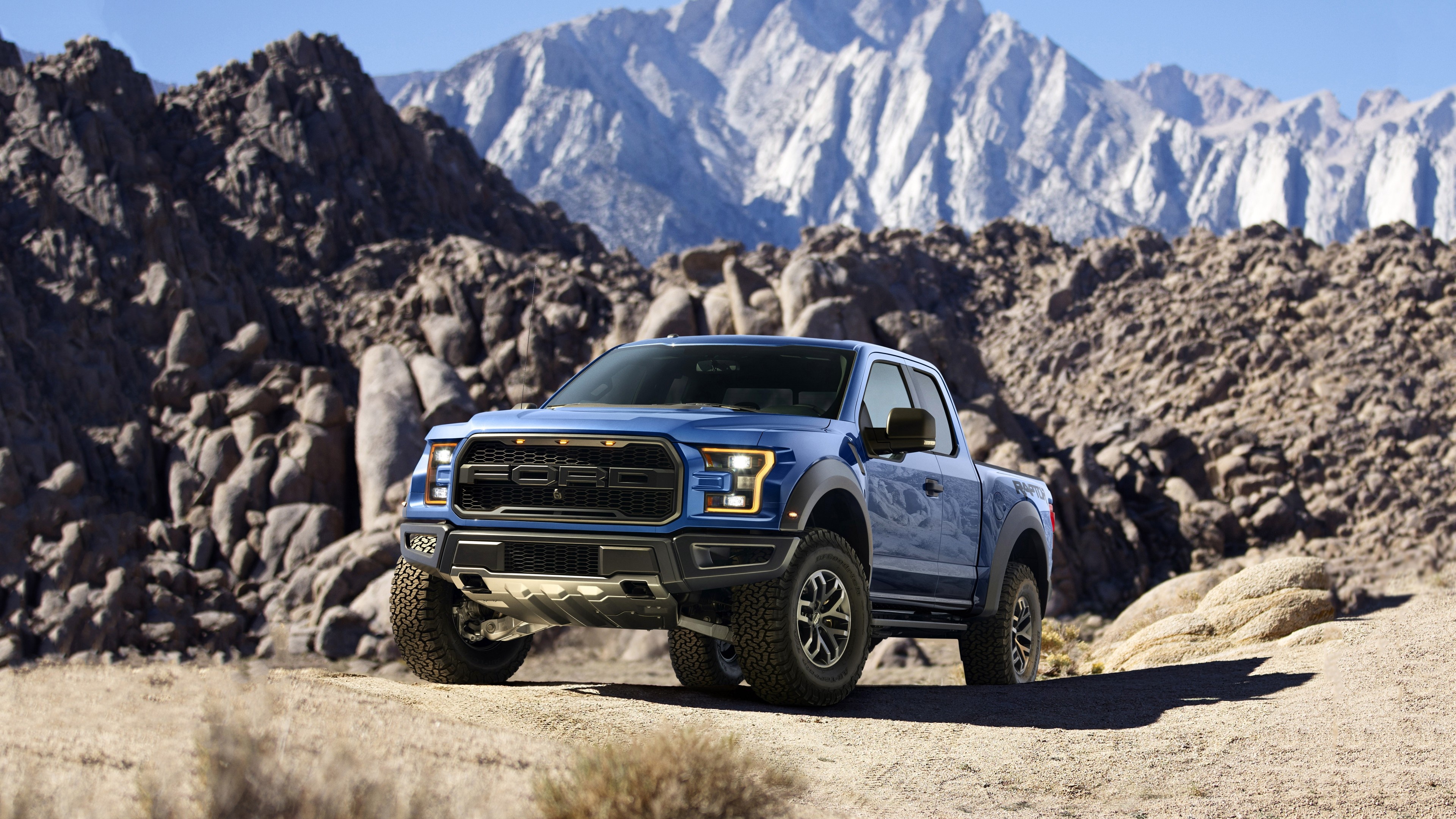 Ford F-150, Legendary performance, Rugged capability, Iconic design, 3840x2160 4K Desktop