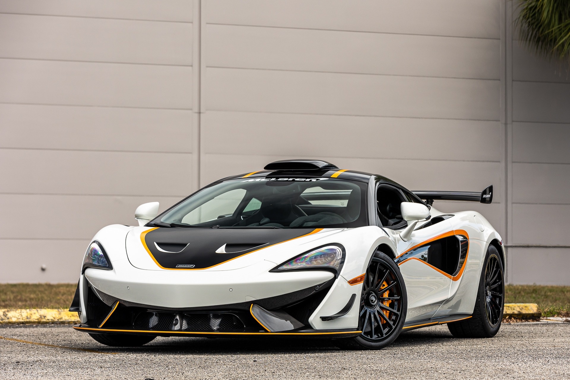 McLaren 620R, Used for sale, 2020 model, McLaren Orlando LLC, 1920x1280 HD Desktop