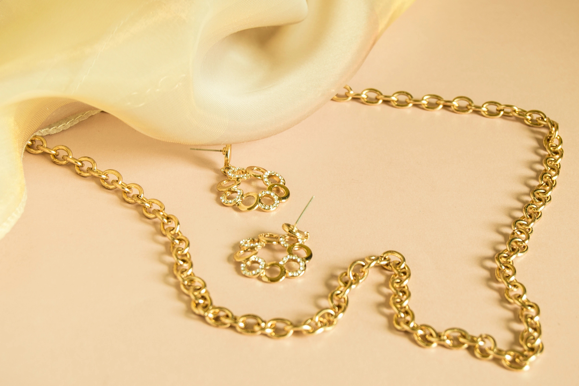 Necklace and earrings, Jewelry Wallpaper, 2000x1340 HD Desktop