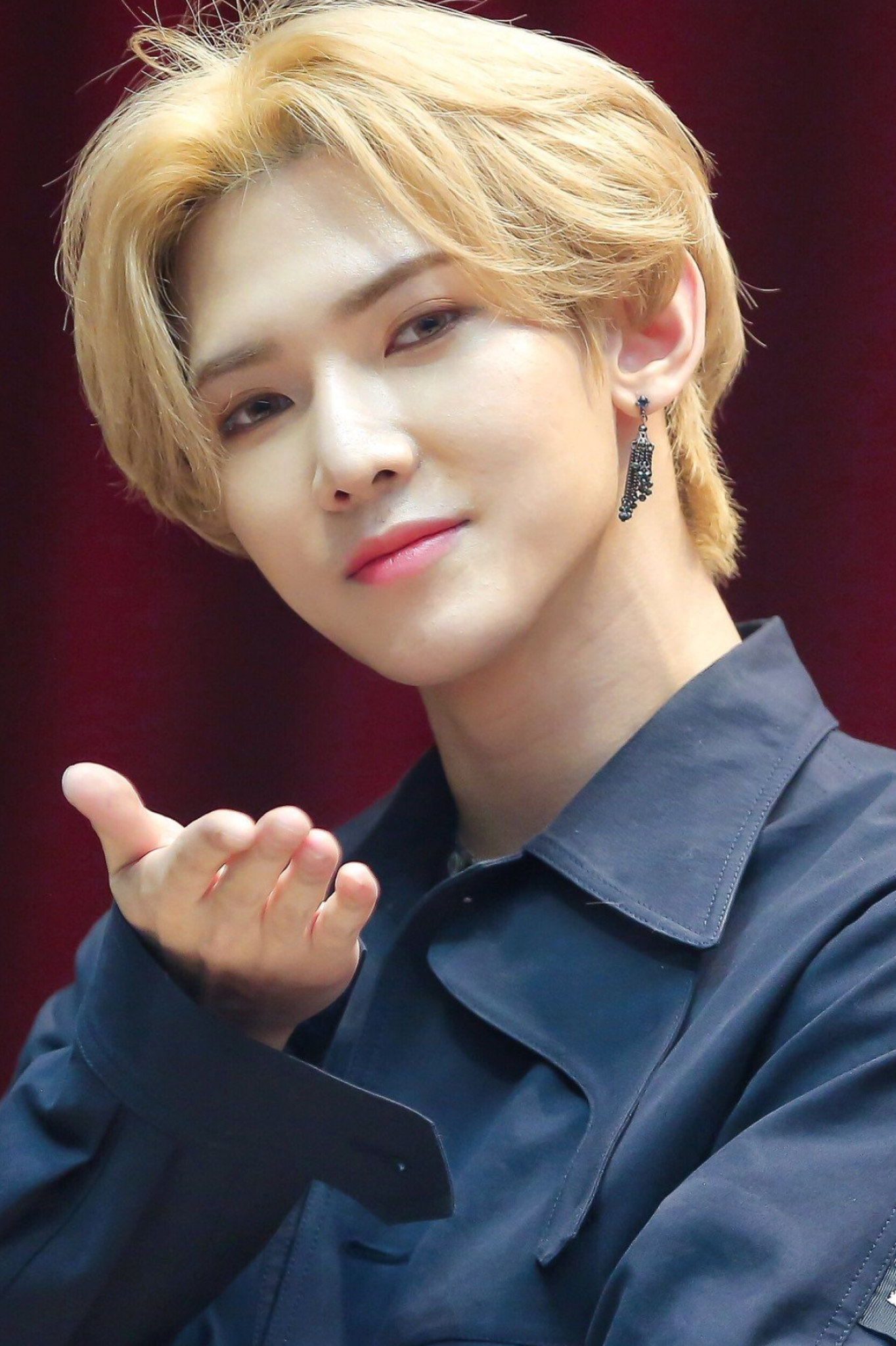 Yeo-sang, ATEEZ member, Kim Hongjoong, Beautiful men, 1370x2050 HD Phone