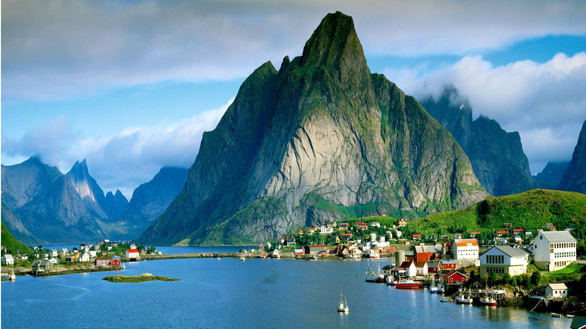 Reine fishing village, Landscapes Wallpaper, 1920x1080 Full HD Desktop