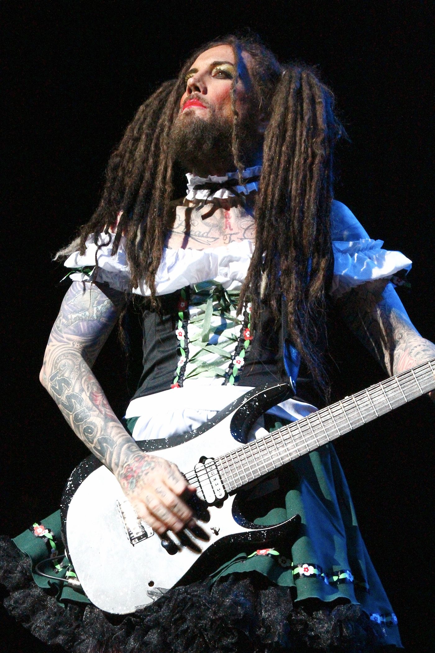 Reginald Arvizu pin, Korn band photos, 1400x2100 HD Phone