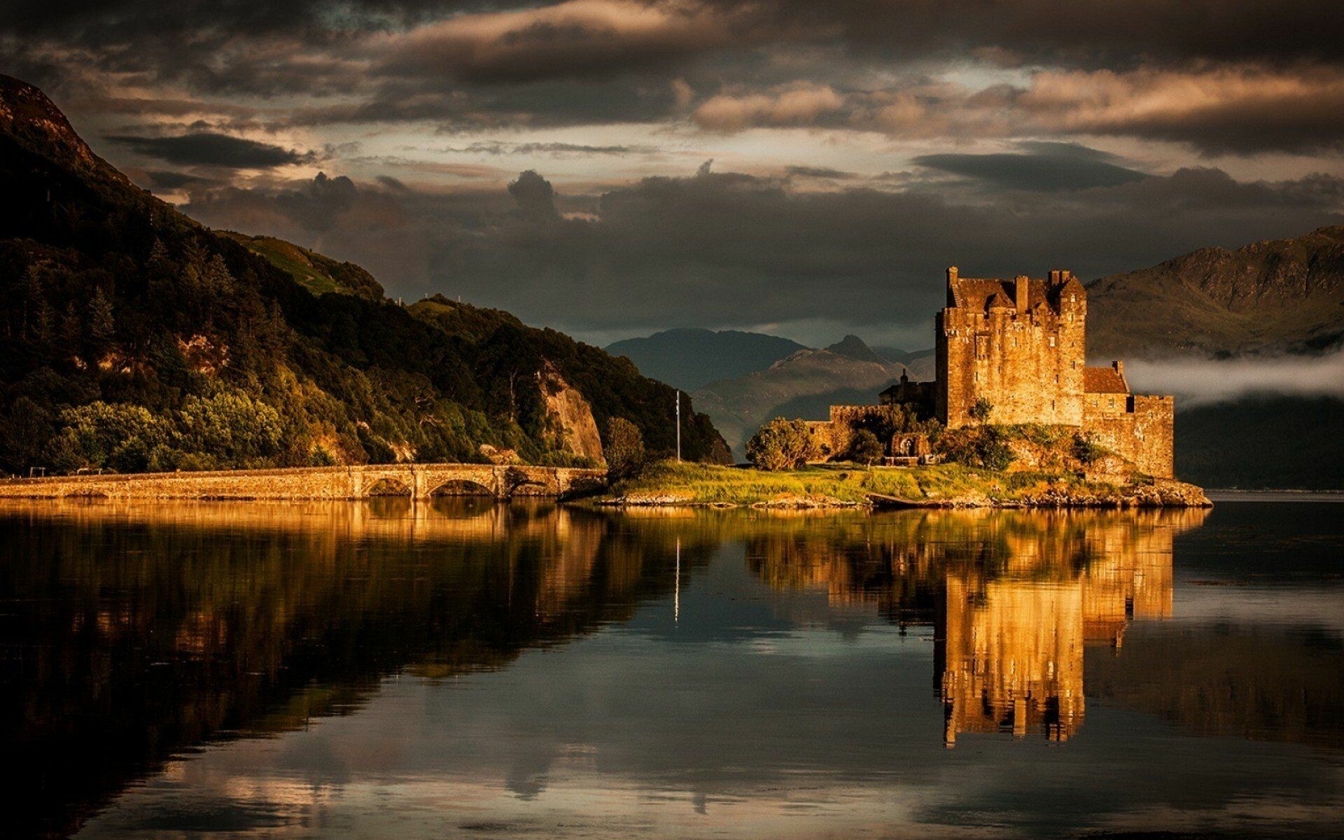 Eilean Donan Castle, National Geographic Wallpaper, 1920x1200 HD Desktop