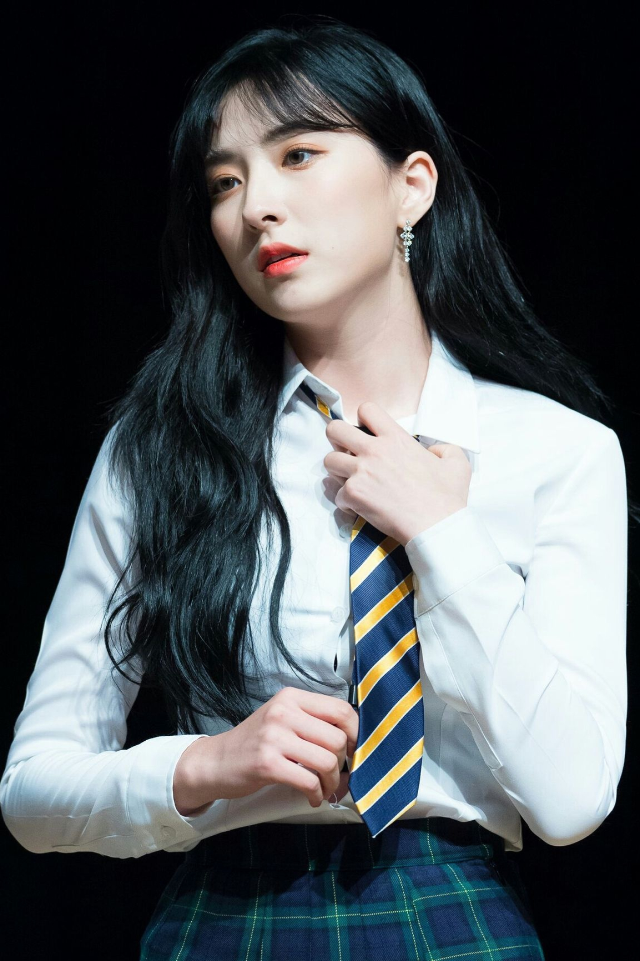 WJSN (Cosmic Girls), Eunseo's charm, Creative ideas, Beautiful collection, 1280x1920 HD Phone