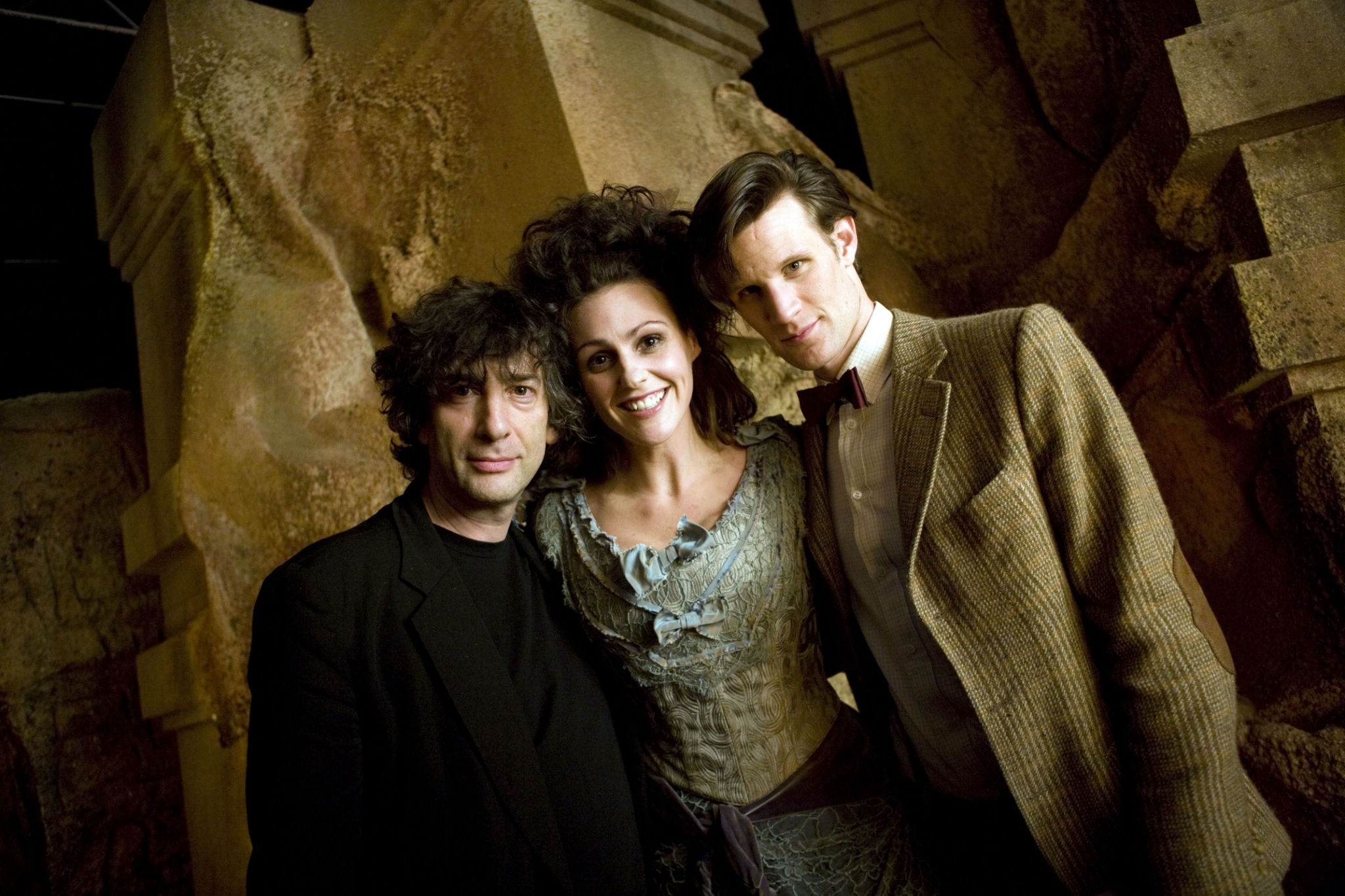 Neil Gaiman Doctor Who, Behind-the-scenes secrets, Fan discussions, TV show analysis, 2050x1370 HD Desktop