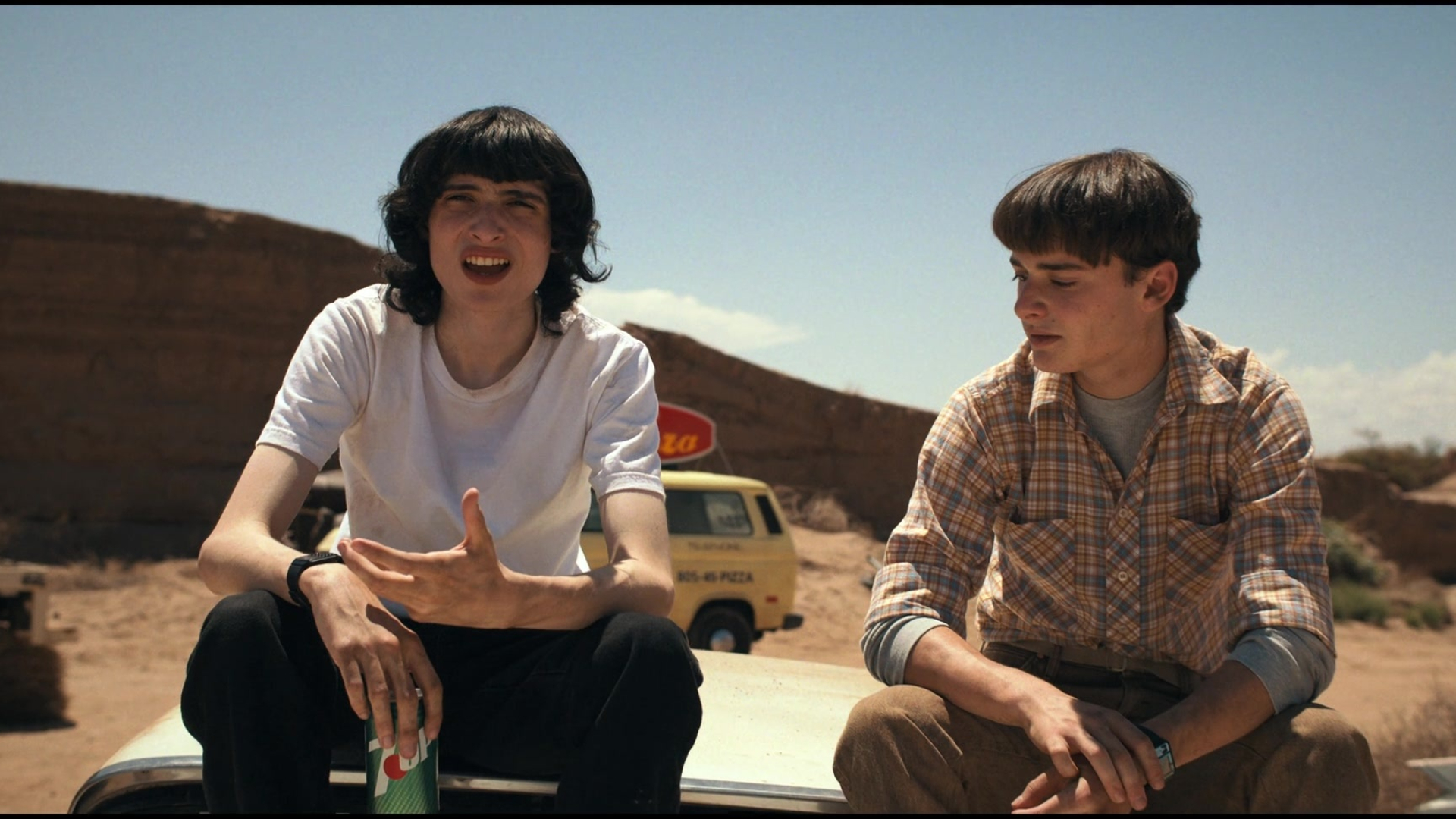 Finn Wolfhard, TV shows, Stranger Things s04e05, Enjoying 7up soda, 1920x1080 Full HD Desktop