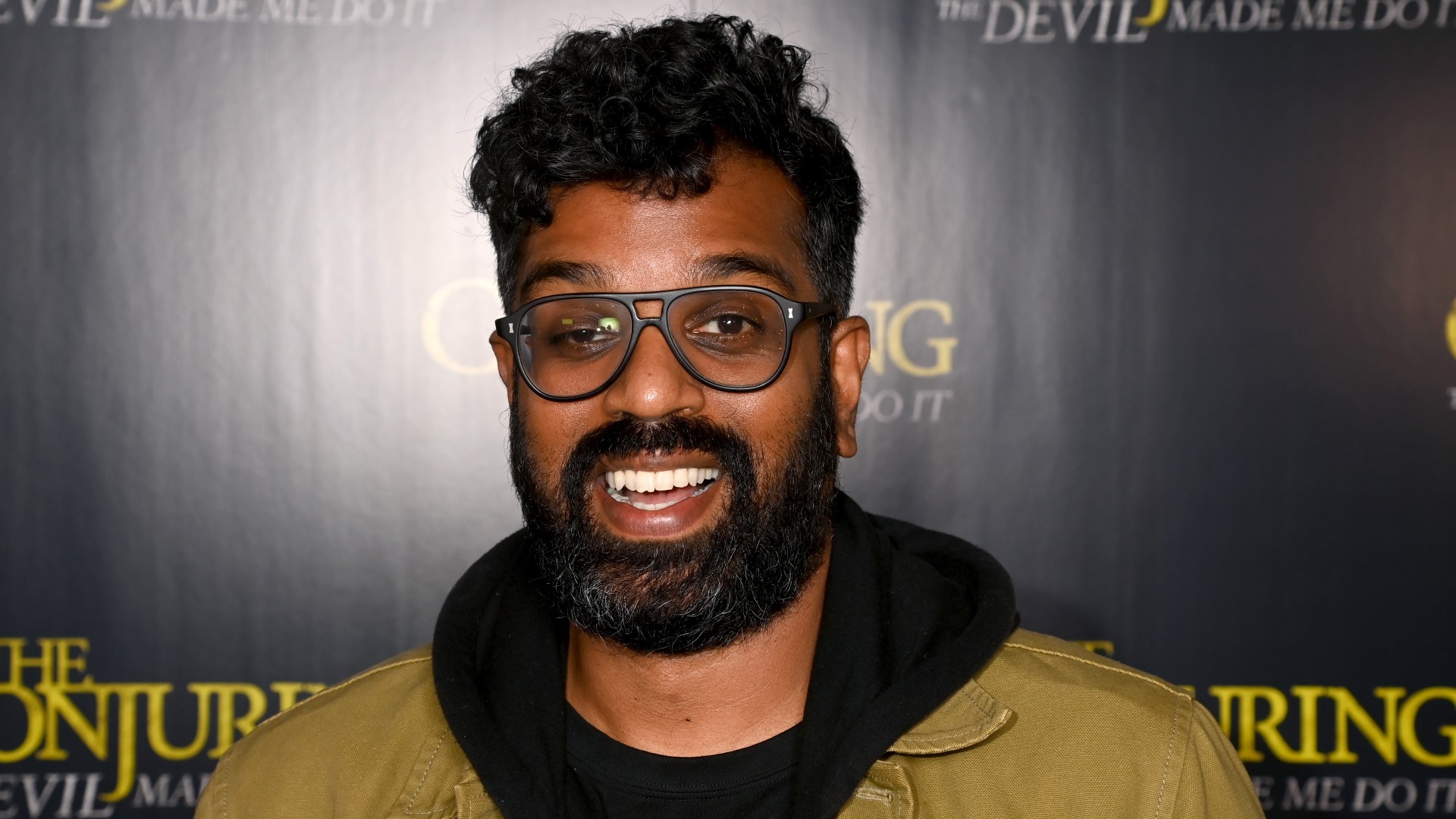 Romesh Ranganathan hosts, Weakest Link edition, Quiz show, Engaging entertainment, 1920x1080 Full HD Desktop