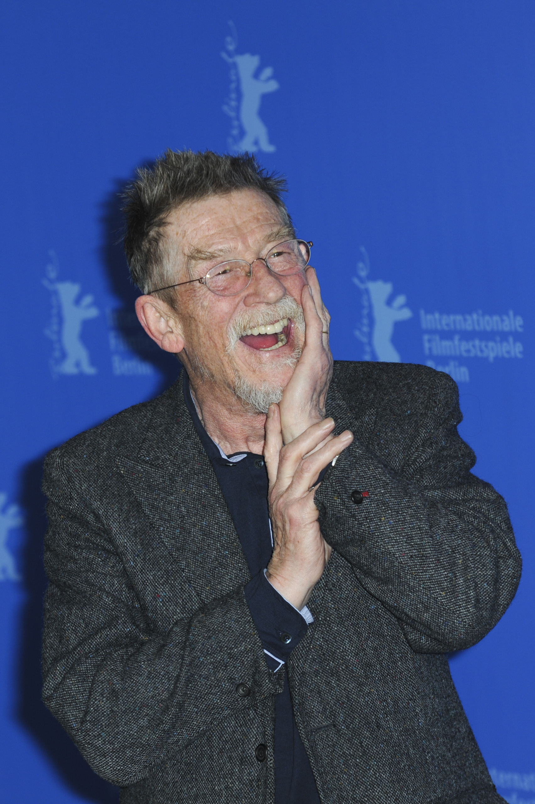 John Hurt, Enigmatic portrait, Fanpop image, Revisiting cherished memories, 1710x2560 HD Phone