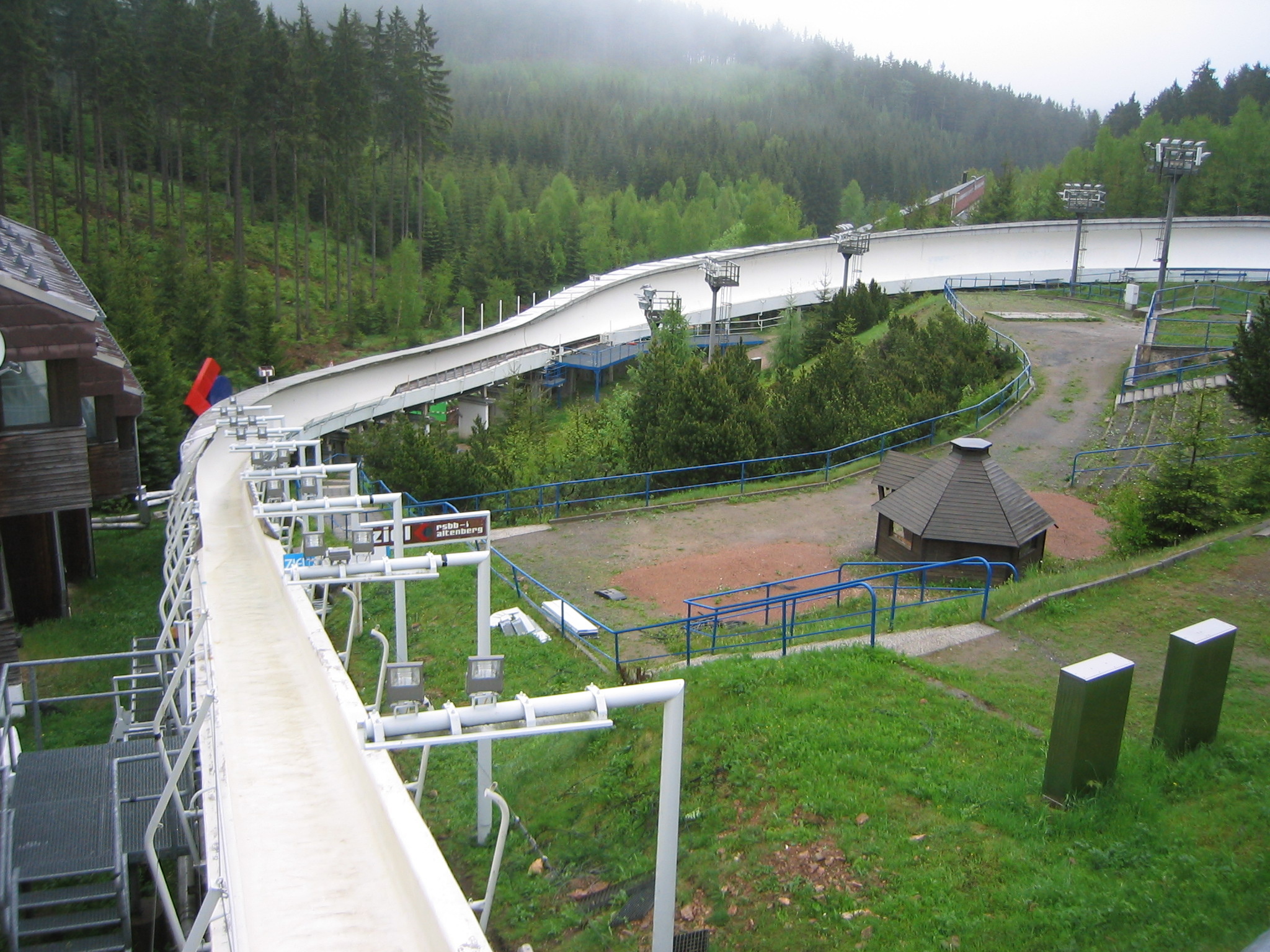 Altenberg track, Bobsleigh Wallpaper, 2050x1540 HD Desktop