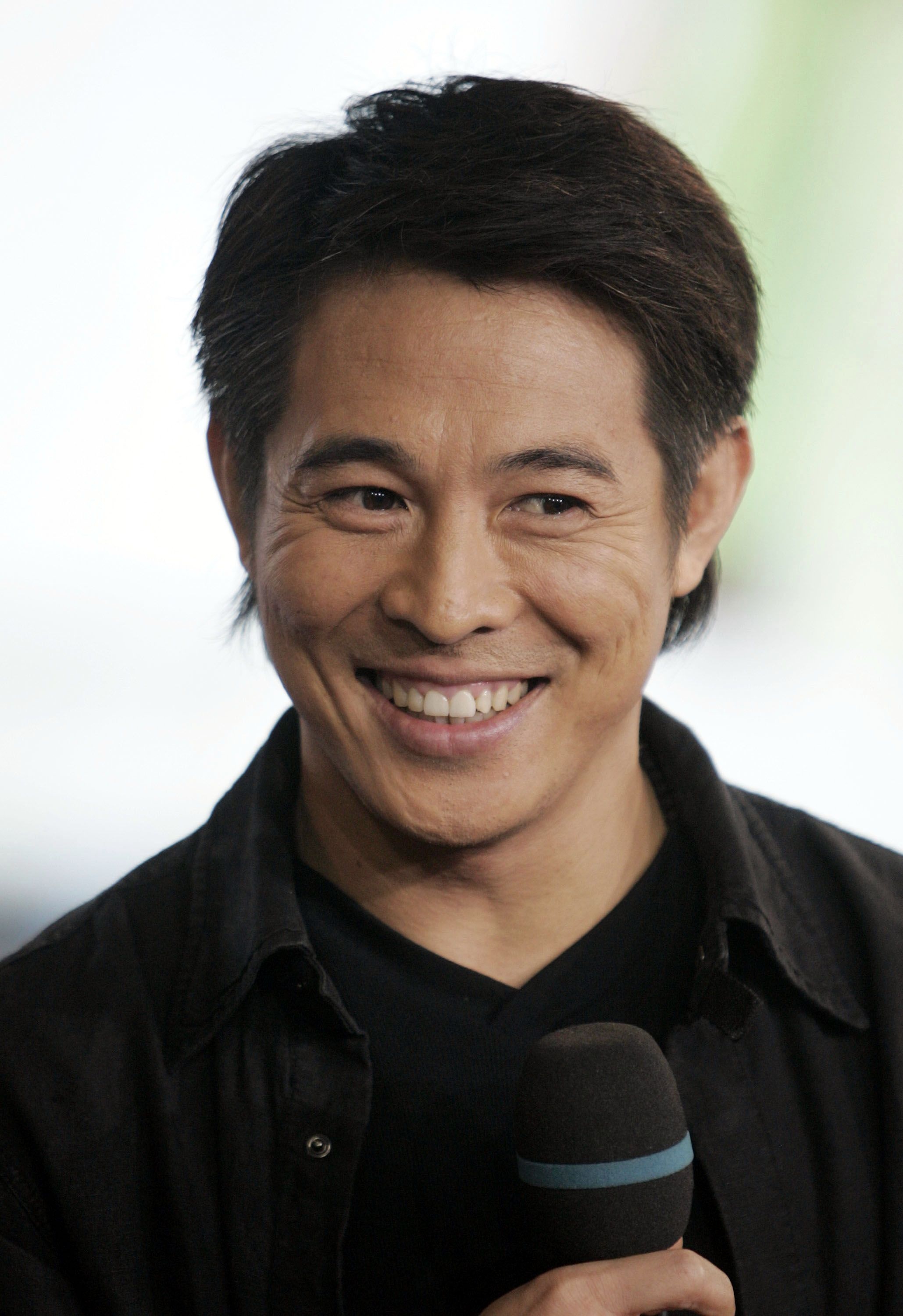 Jet Li, Legendary action star, Jet Lee tribute, Martial arts icon, 2060x3000 HD Phone