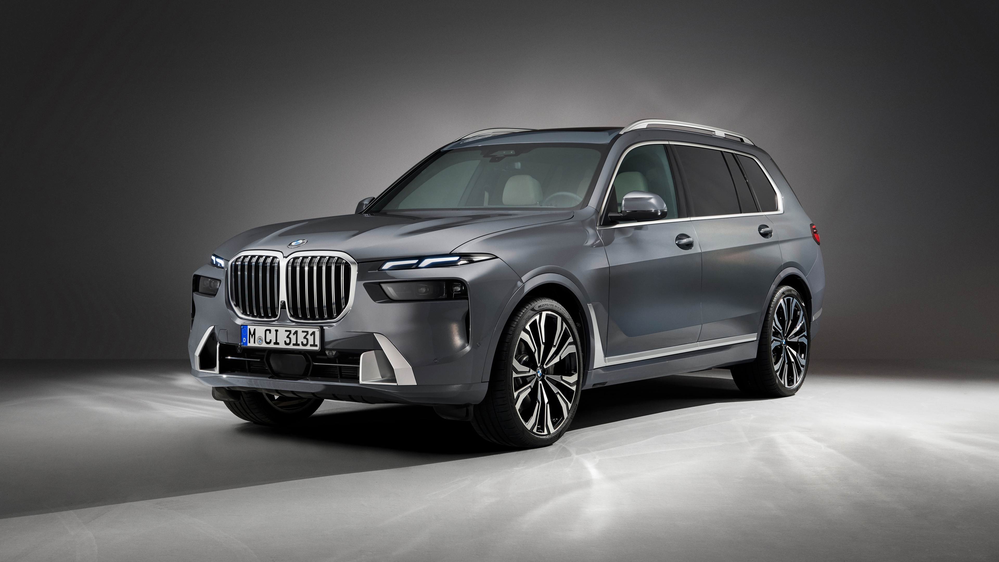 BMW X7, Xdrive40i model, Premium luxury SUV, 3840x2160 4K Desktop