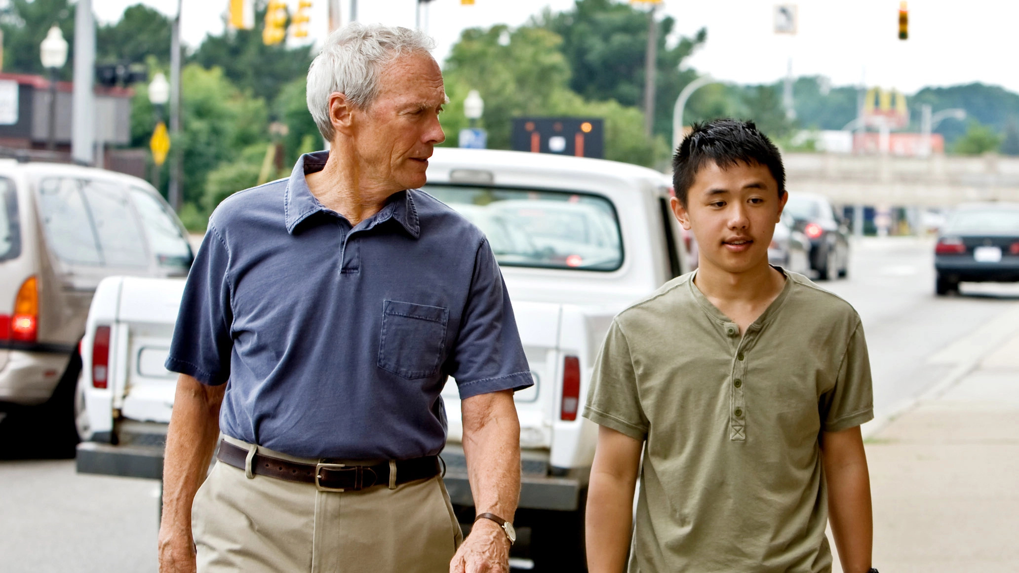 Gran Torino, Star actor, Bee Vang, Anti-Asian slurs, 2070x1170 HD Desktop