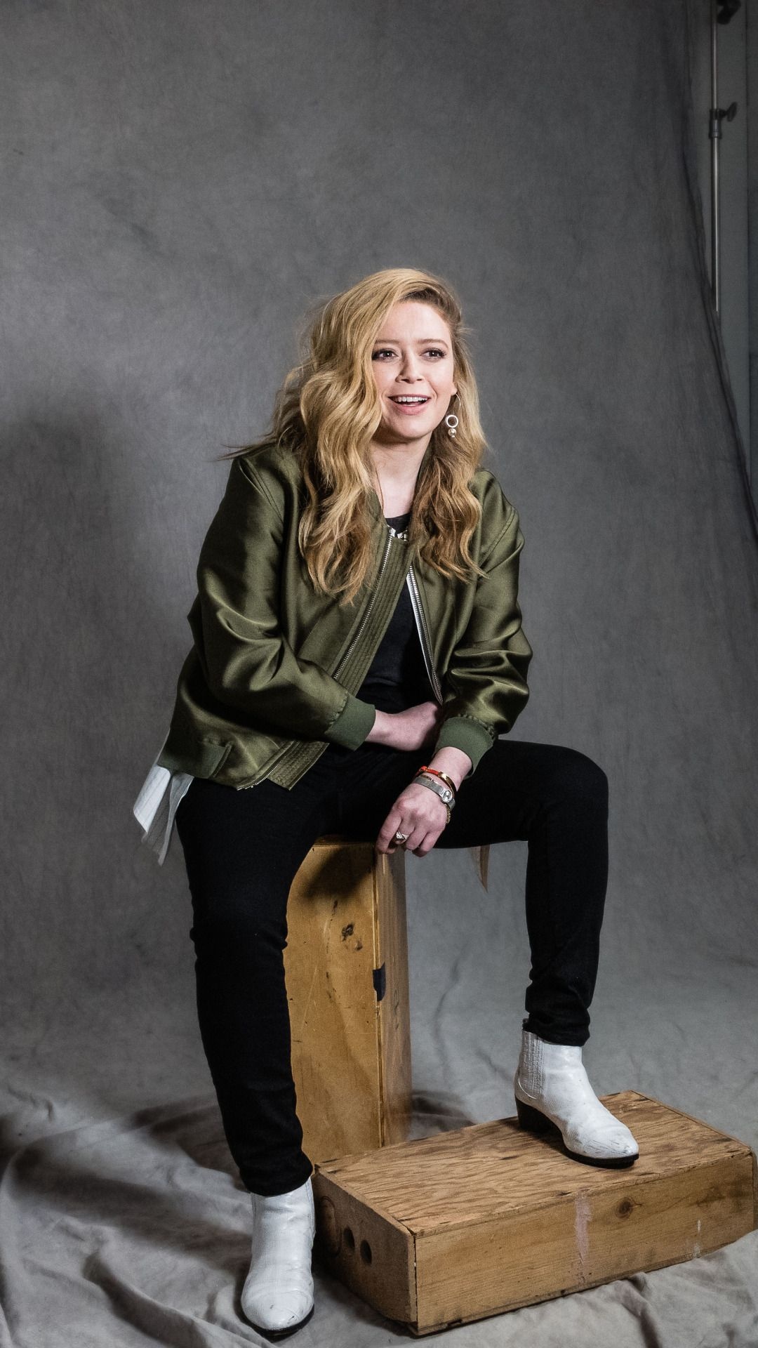 Natasha Lyonne, Lockscreens, Movies, Style, 1080x1920 Full HD Phone