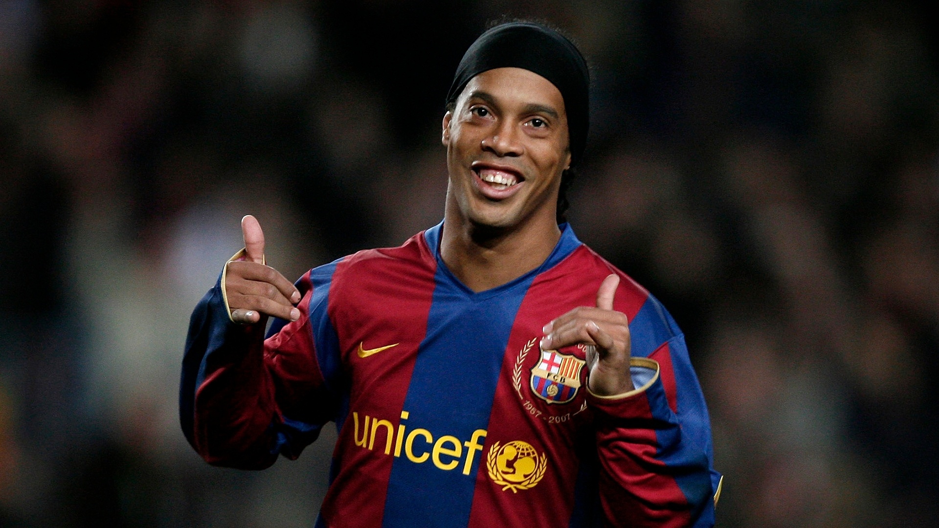 Ronaldinho, FC Barcelona jersey, unicef logo, Full HD Desktop wallpaper