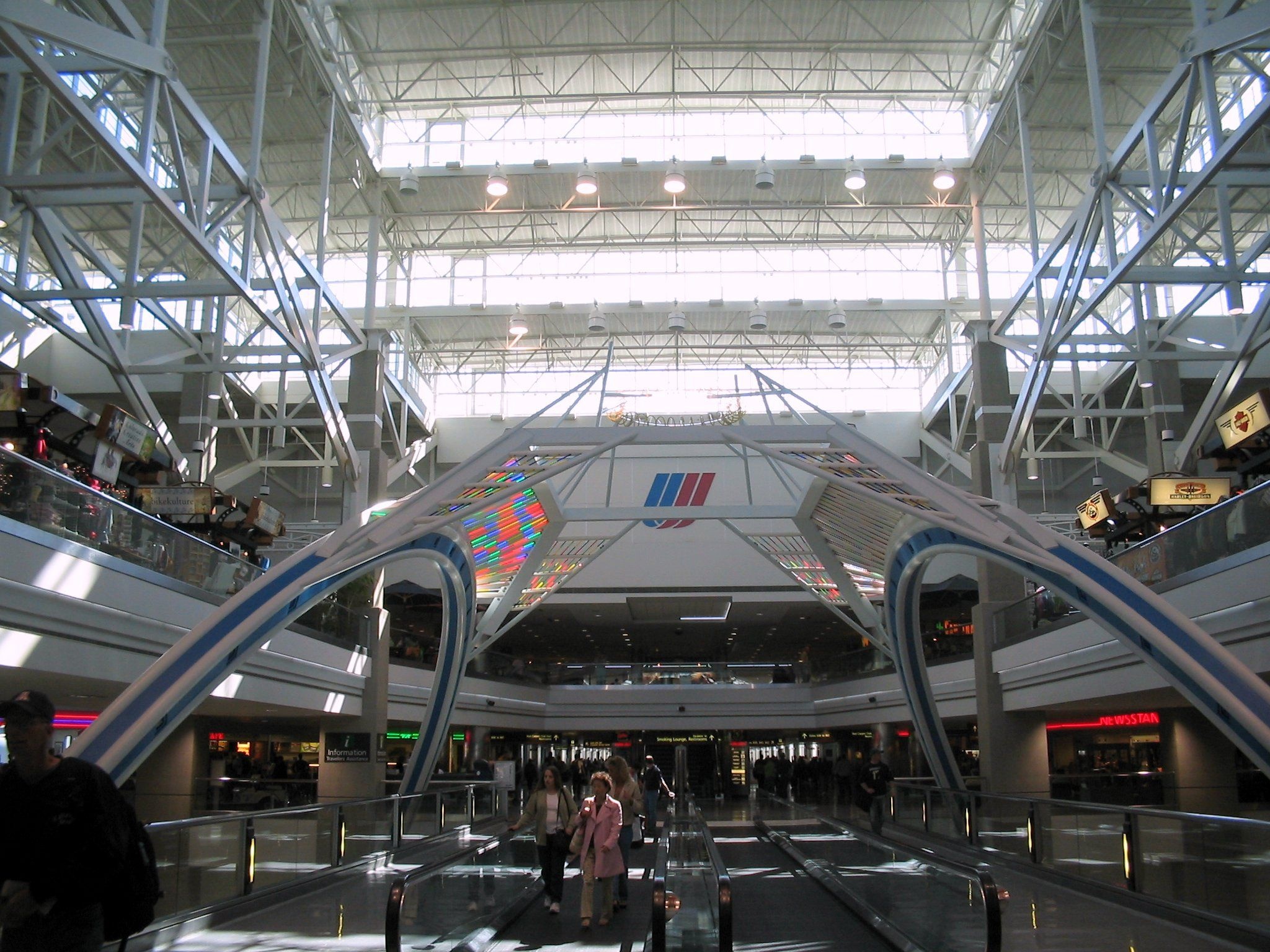 Denver International Airport, Interiors, United Airlines airport, 2050x1540 HD Desktop