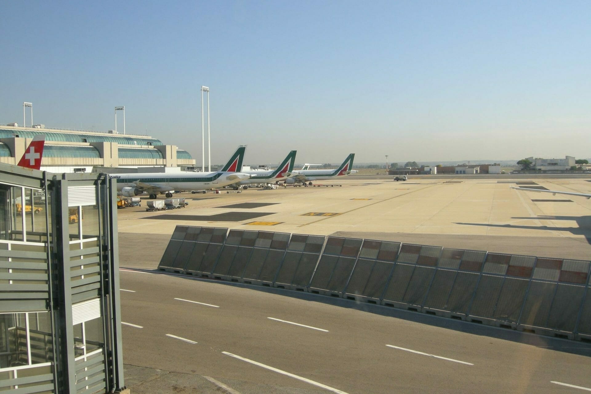 Leonardo da Vinci, Fiumicino Airport, Rome, Travel, 1920x1280 HD Desktop