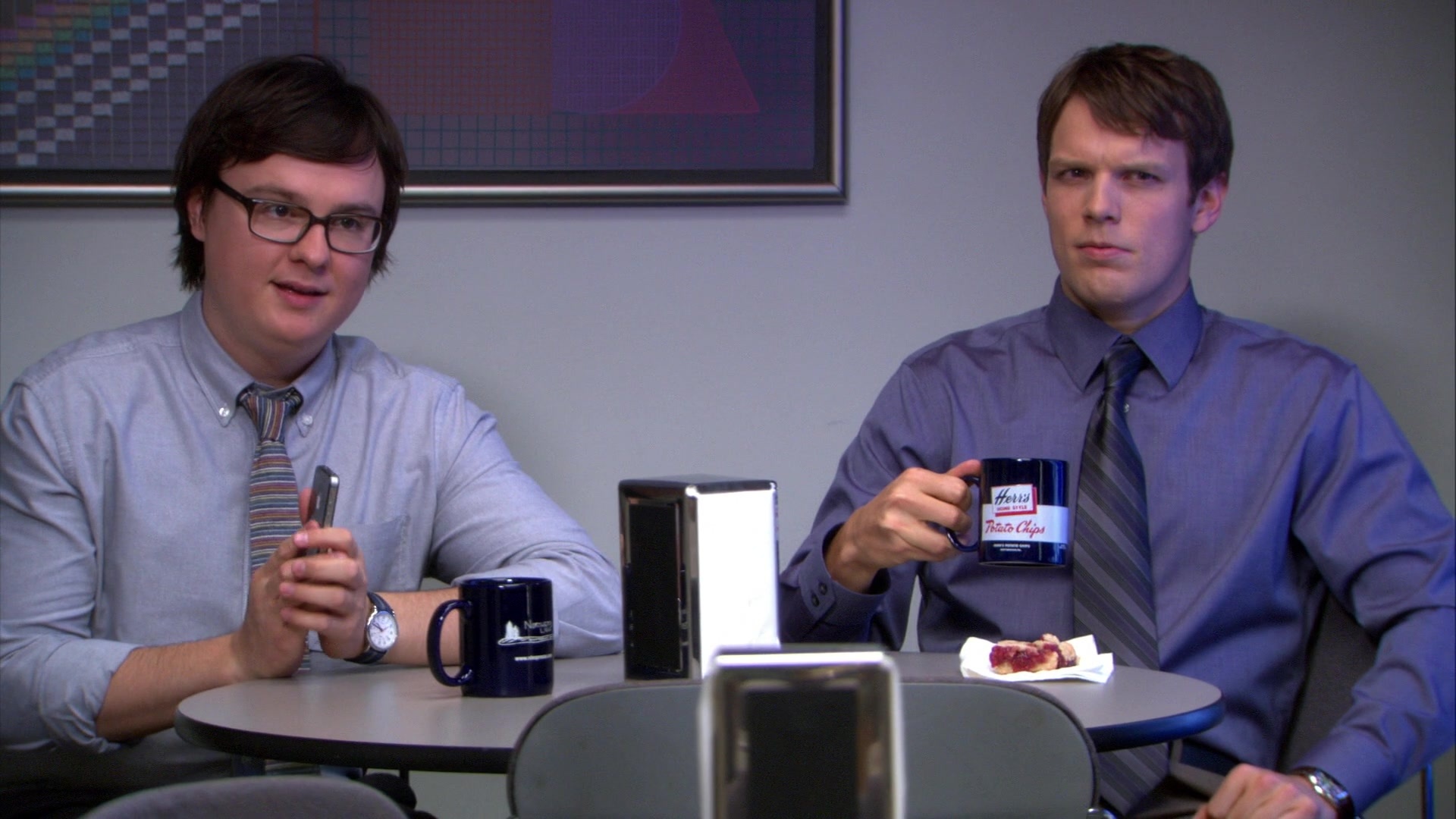 Jake Lacy, Herr's potato chips mug, The Office, 1920x1080 Full HD Desktop