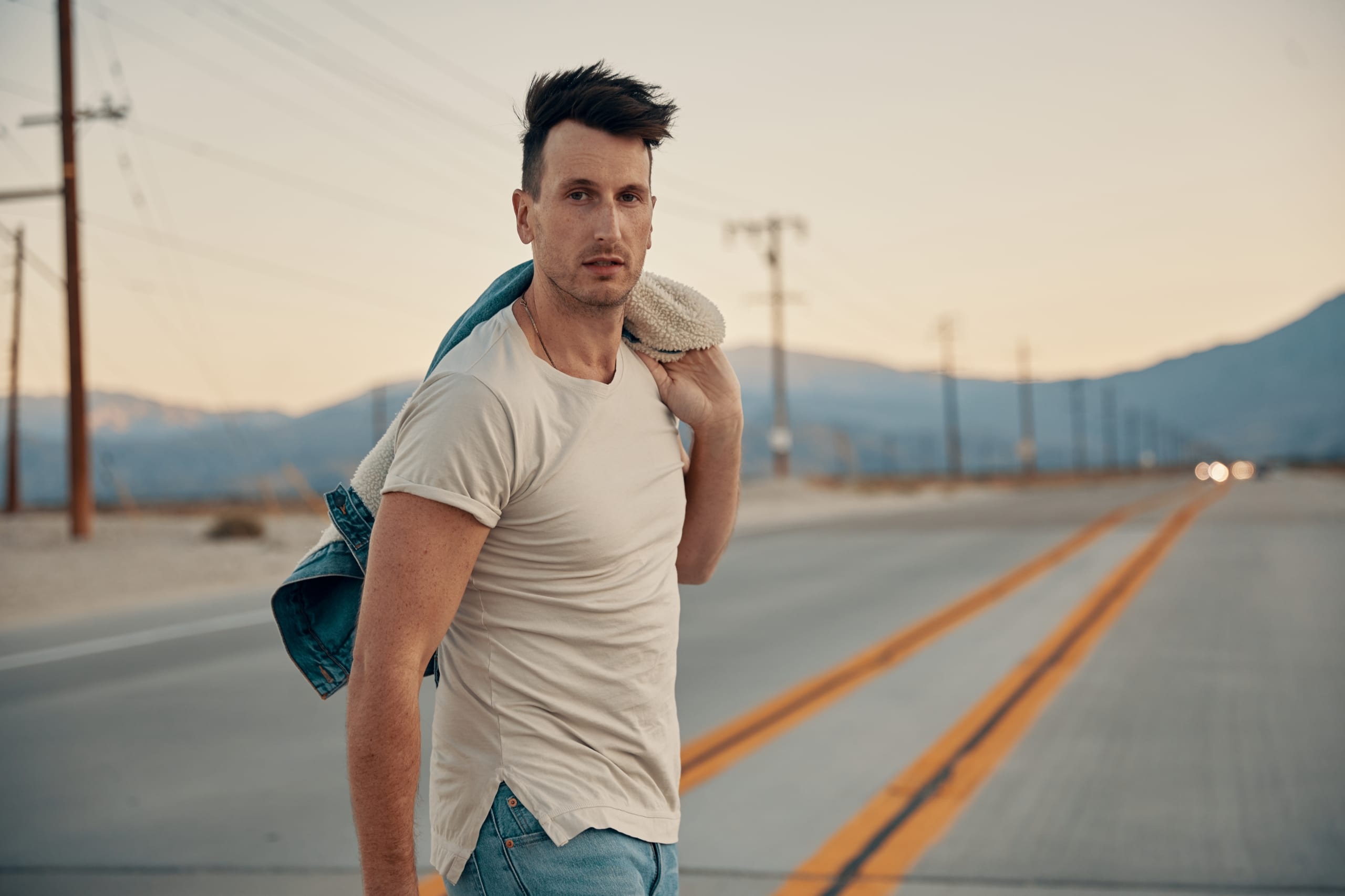 Russell Dickerson, CMA ambassador program, Music advocacy, Artist involvement, 2560x1710 HD Desktop