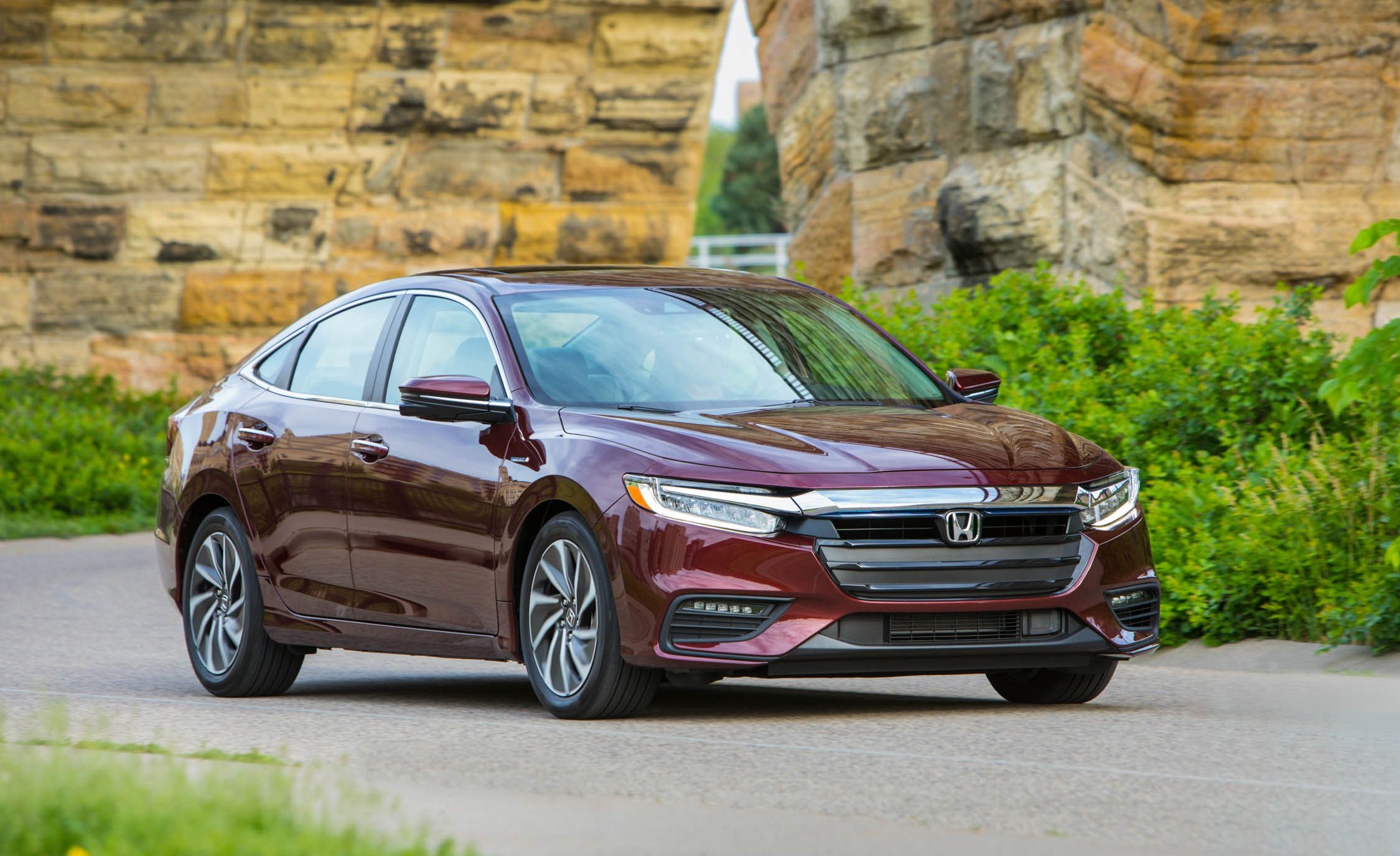 Honda Insight, Hybrid technology, Affordable price, Fuel-efficient, 2250x1380 HD Desktop