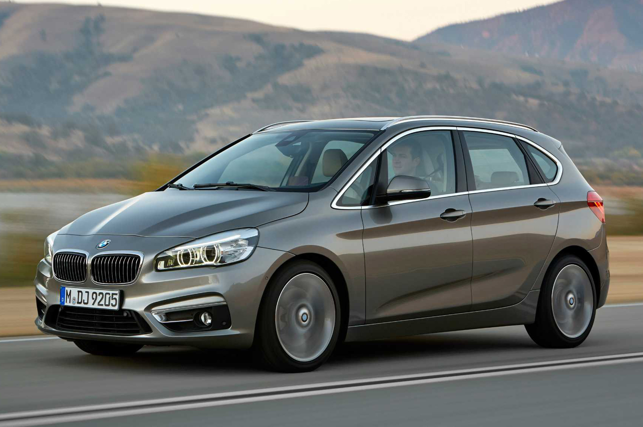 BMW 2 Series, Active Tourer, Gran Tourer, Modern Apartment, Family Vehicle, 2050x1360 HD Desktop