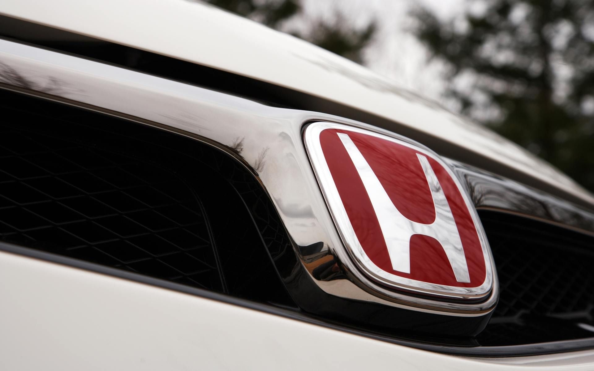 Close-Up, Honda Logo Wallpaper, 1920x1200 HD Desktop