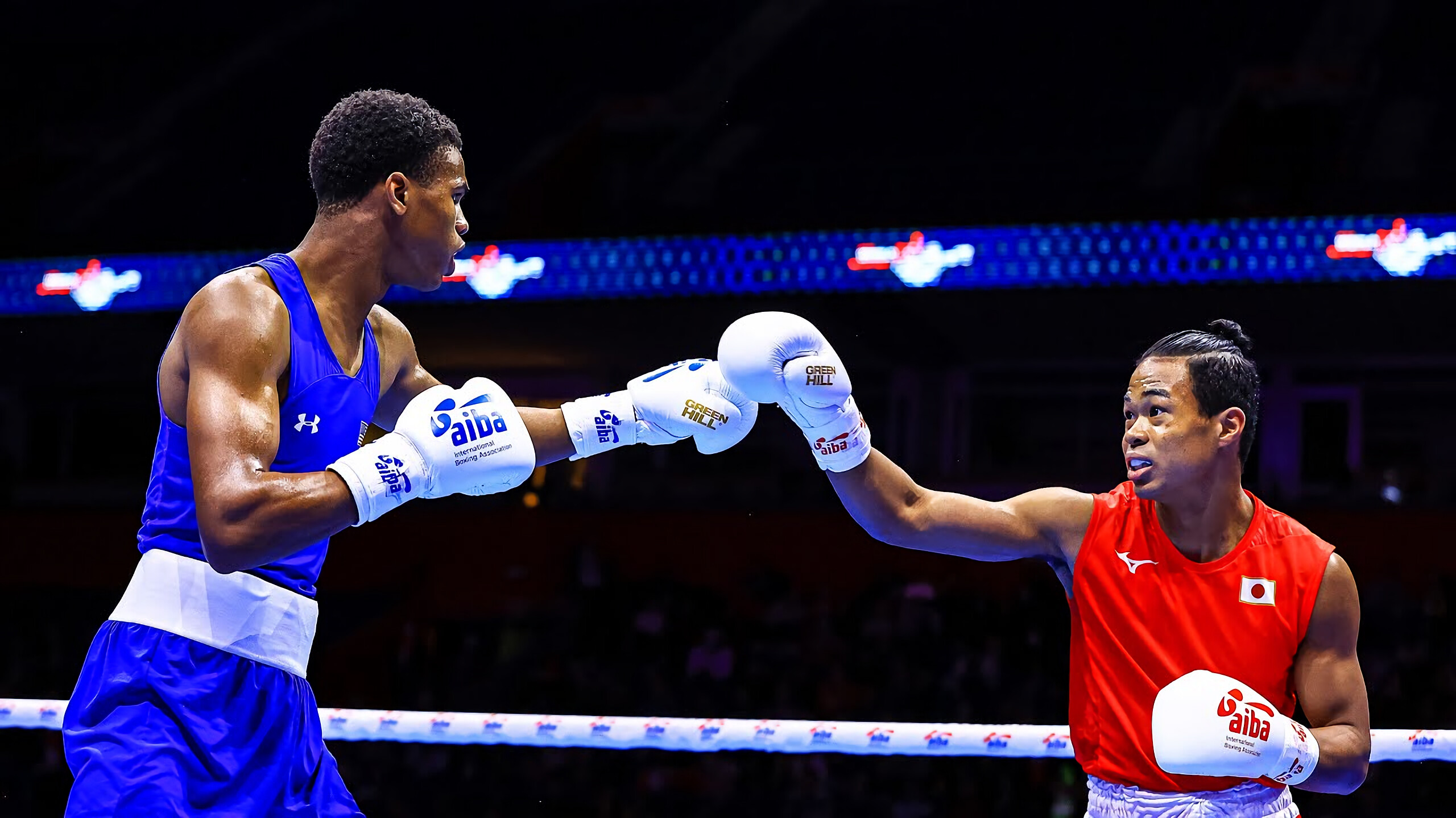 Omari Jones, Bantamweight champion, Accurate hooks, Champion mentality, 2560x1440 HD Desktop