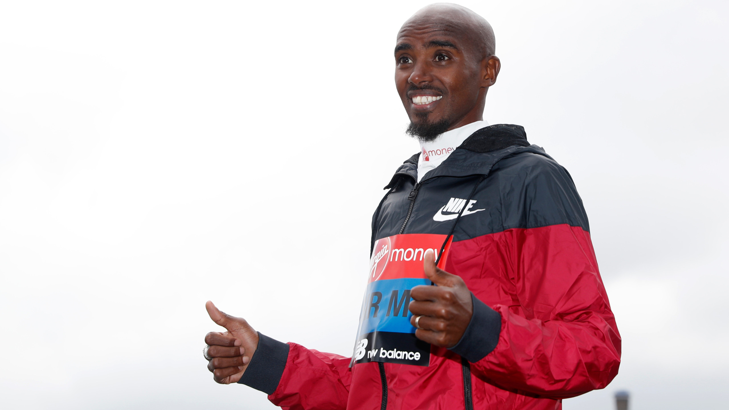 Mo Farah, Posted by Ryan Peltier, 2560x1440 HD Desktop